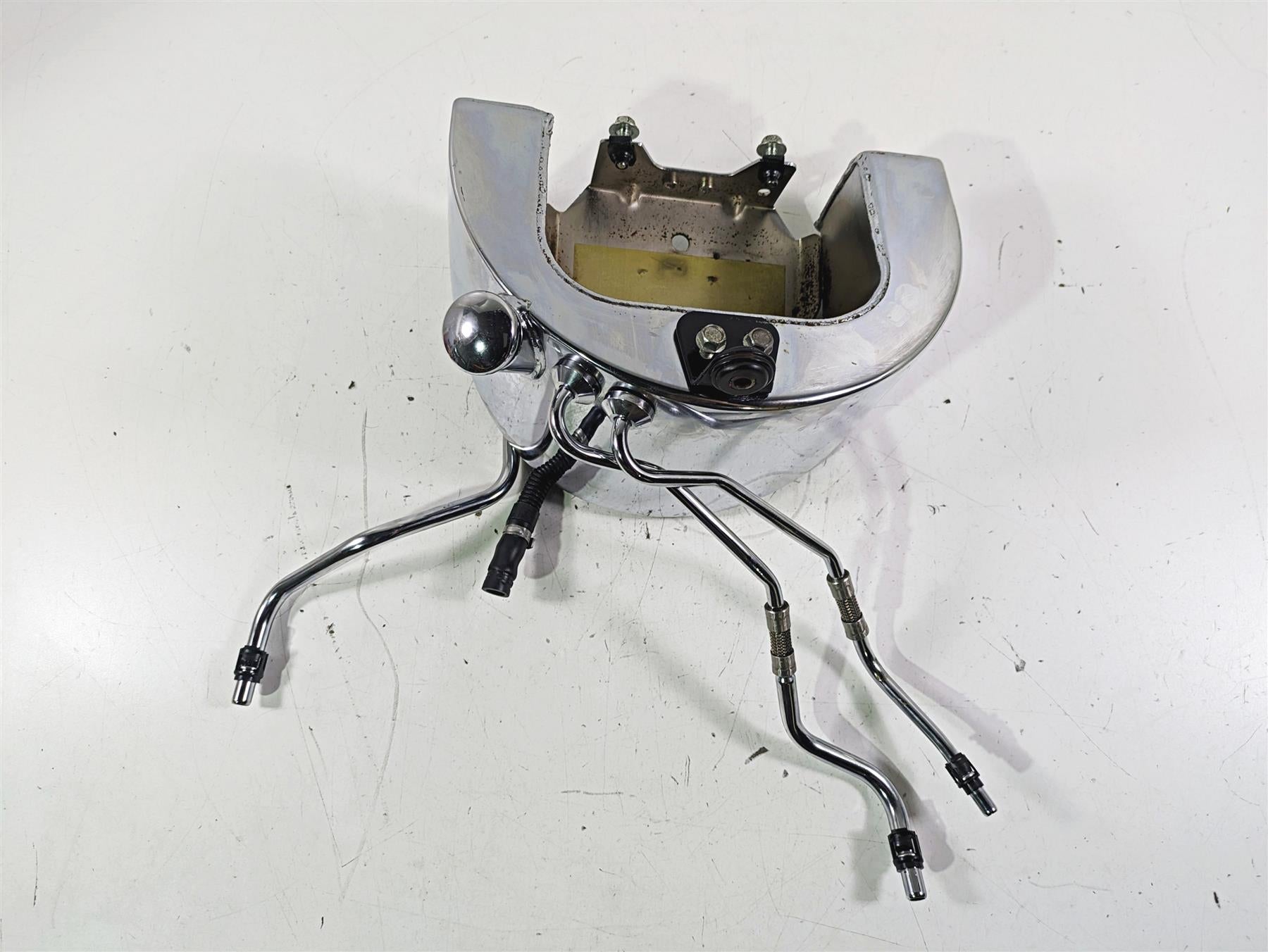 2005 Harley Softail FLSTFSE CVO Fat Boy Oil Tank Reservoir & Lines 62498-00A {{ shop.shopifyCountryName }} - Mototech271