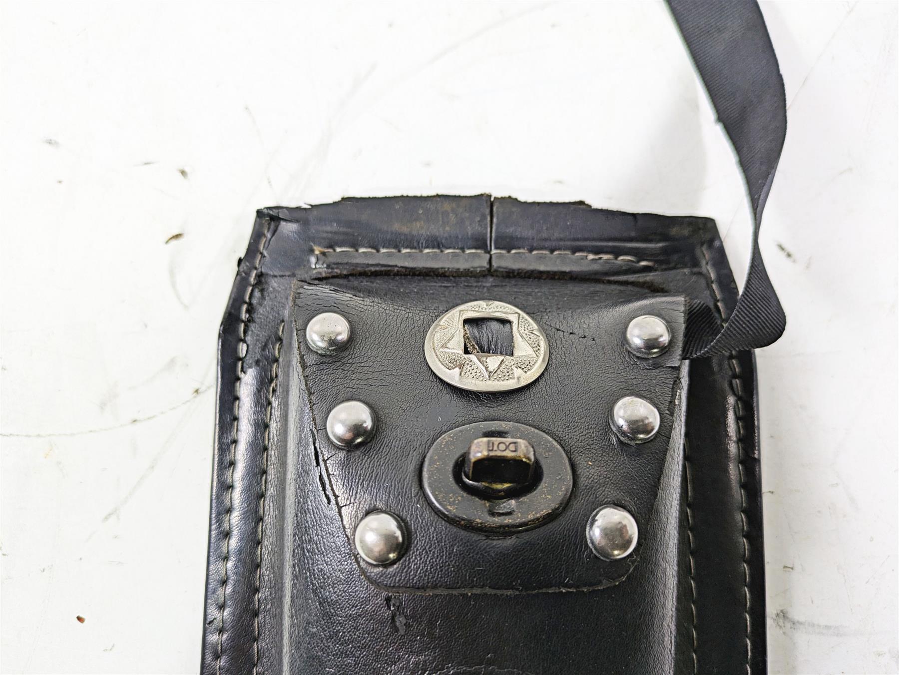 1992 Harley FLSTC Softail Heritage Leather Fuel Tank Panel Dash Bag 91407-00 {{ shop.shopifyCountryName }} - Mototech271