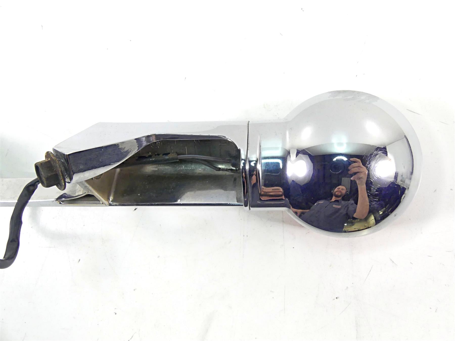 2004 Harley Touring FLHTCUI Electra Glide Rear Blinker Turn Signal Bar 68510-74 {{ shop.shopifyCountryName }} - Mototech271