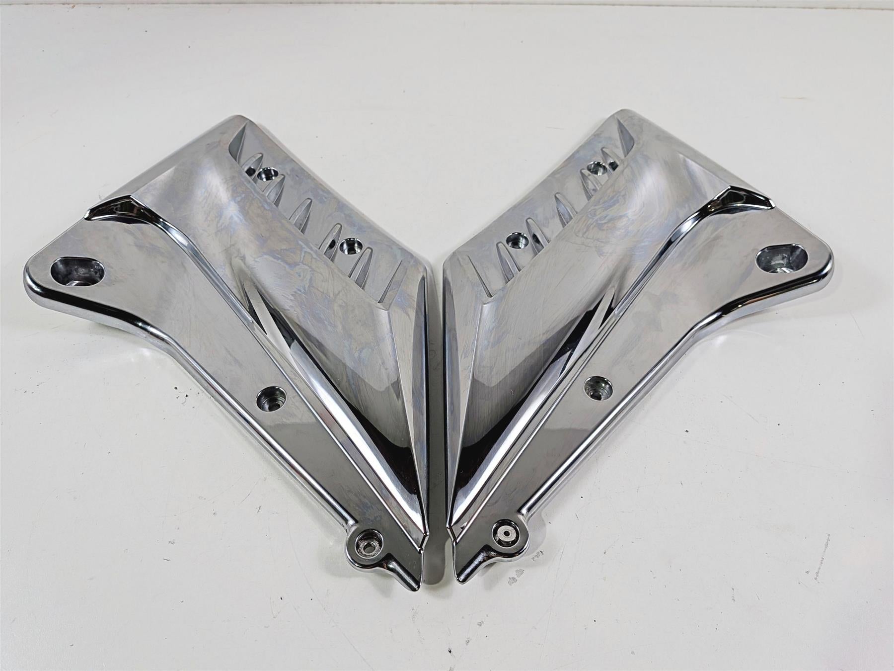 2009 Yamaha Waverunner FX1800 Cruiser Chrome Side Cover Set F1W-U377G-01 {{ shop.shopifyCountryName }} - Mototech271