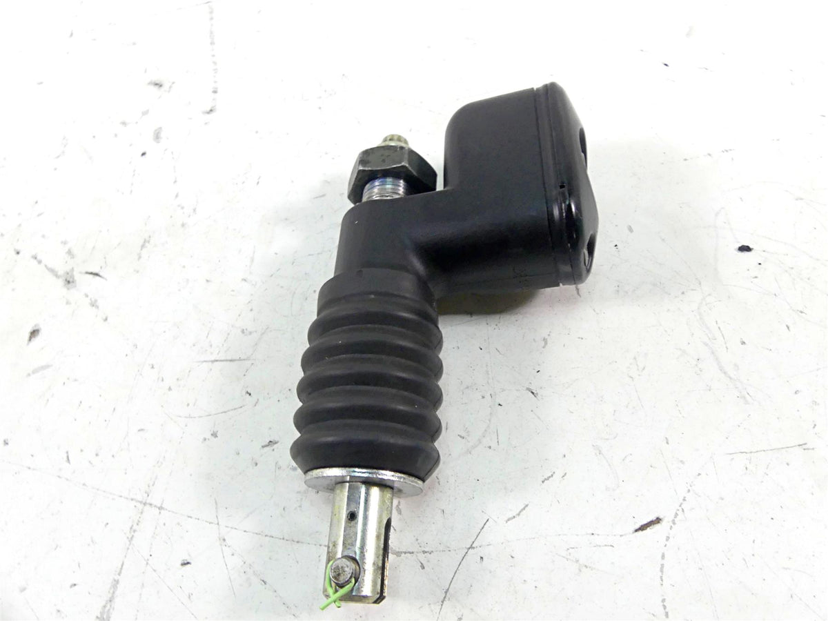 2002 Harley Touring FLHTC Electra Glide Rear Brake Master Cylinder 41755-99F {{ shop.shopifyCountryName }} - Mototech271