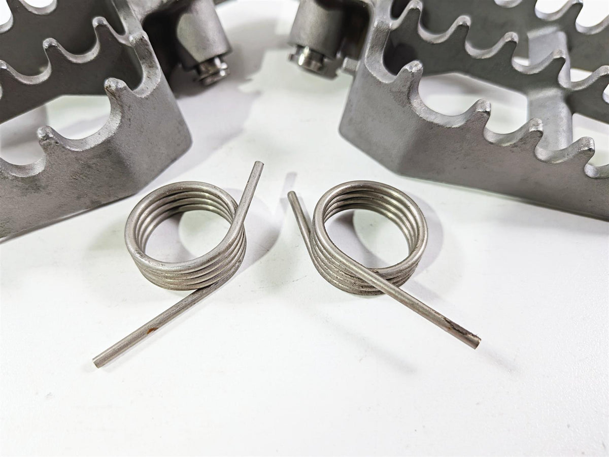 2019 BMW R1250GS K50 Enduro Front Foot Peg Rest Set 46718529843 46718529844 {{ shop.shopifyCountryName }} - Mototech271