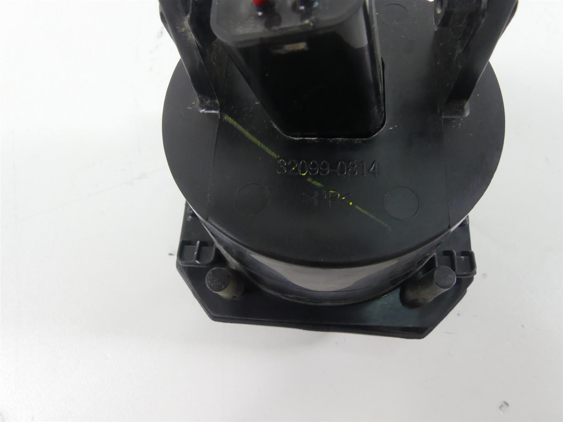 2022 Kawasaki KLR650 KL650 Adv USB & 12V Plug Connecter Set 32099-0814 {{ shop.shopifyCountryName }} - Mototech271