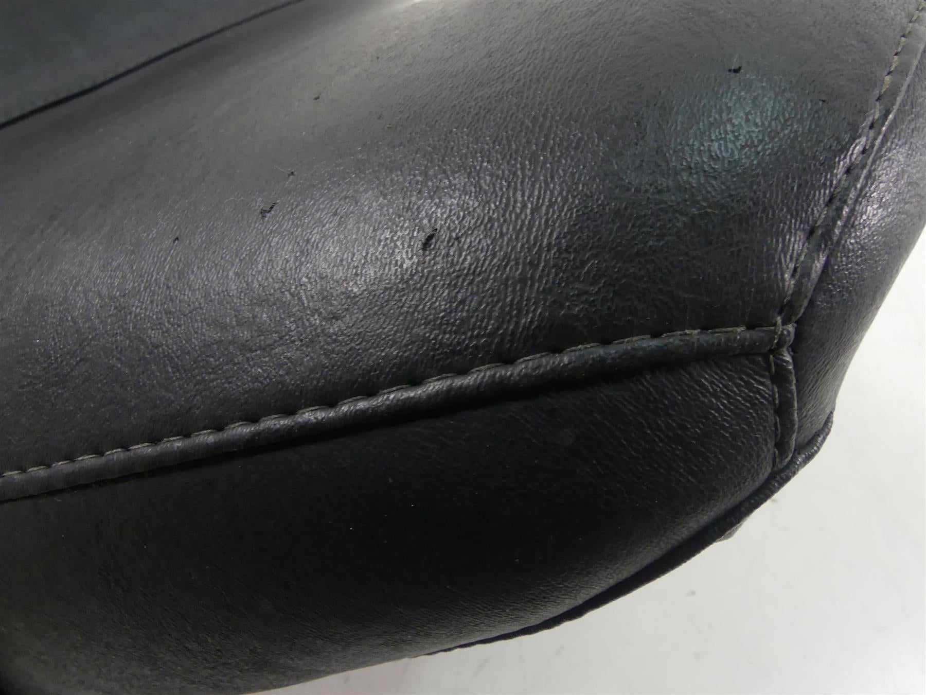 2001 Indian Centennial Scout Studded Seat Saddle -Read 62-062 {{ shop.shopifyCountryName }} - Mototech271
