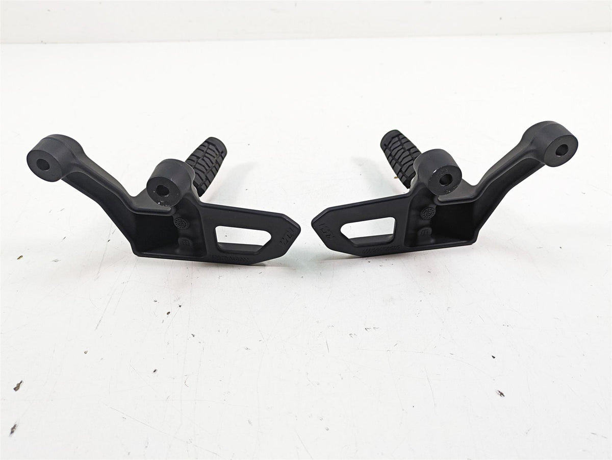 2020 KTM 1290 Super Adventure R Rear Passenger Footpeg Set 6030304800033S {{ shop.shopifyCountryName }} - Mototech271