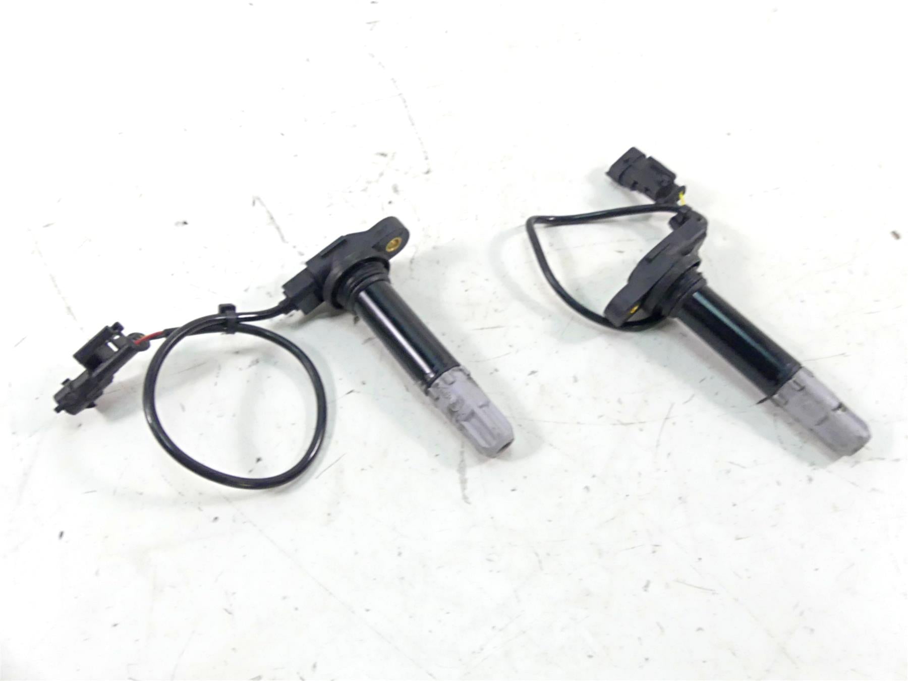 2013 Ducati Diavel Red Beru Ignition Coil Wires Set - Tested Video 38010145B
