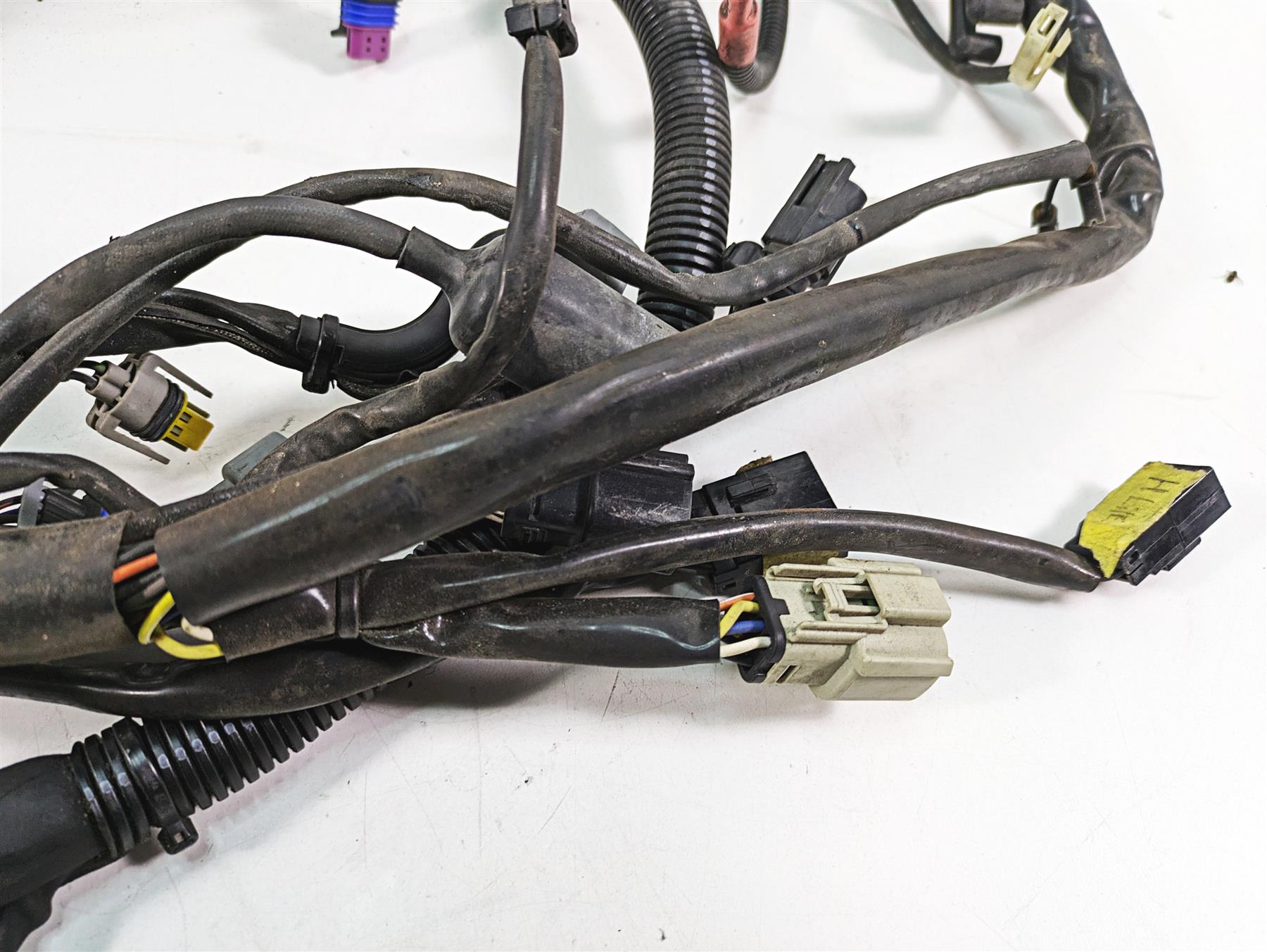 2009 Harley Softail FLSTSB Cross Bones Wiring Harness Loom No Cuts 70431-08A {{ shop.shopifyCountryName }} - Mototech271