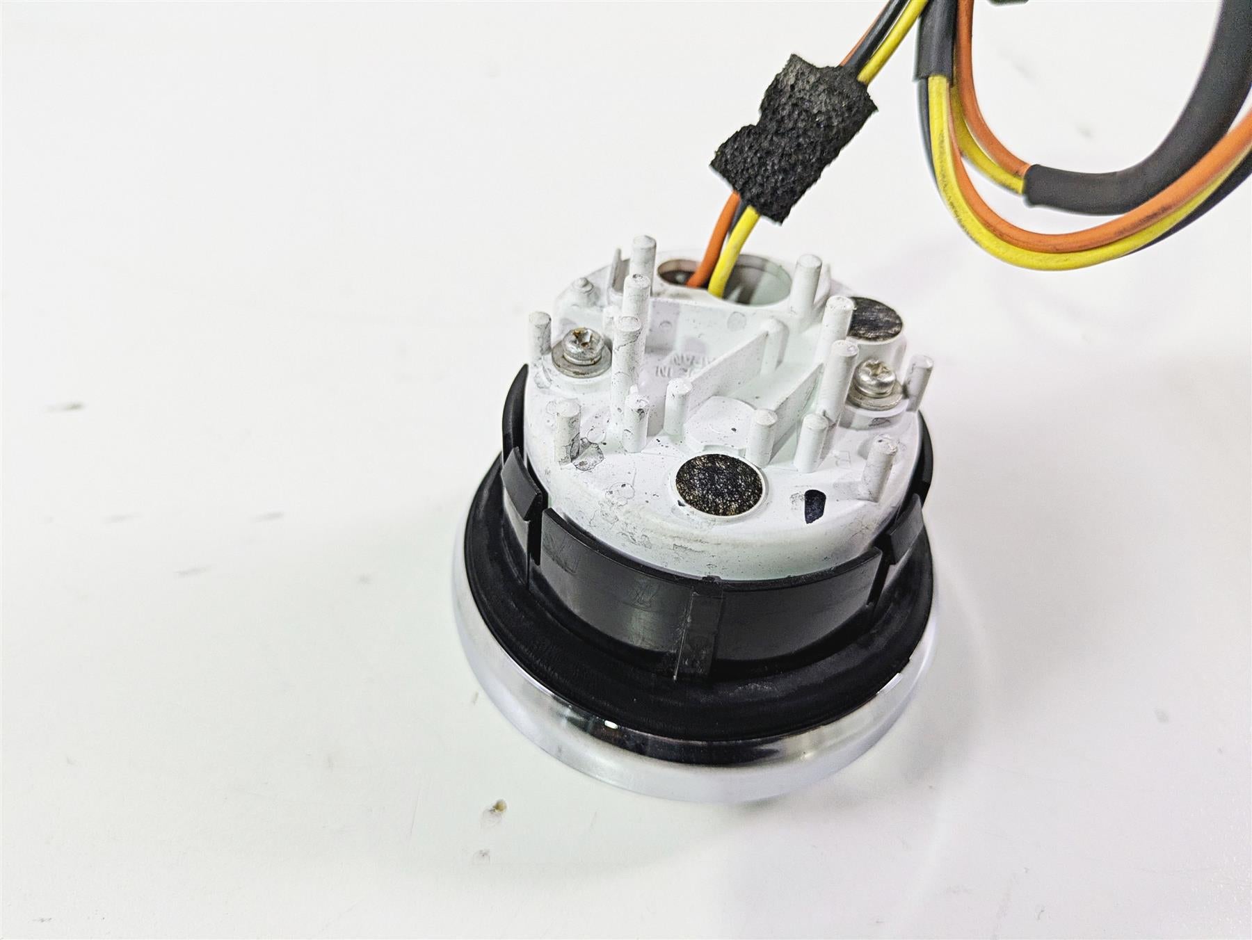 2014 Harley FLS Softail Slim Fuel Gas Petrol Level Gauge 75241-08 {{ shop.shopifyCountryName }} - Mototech271