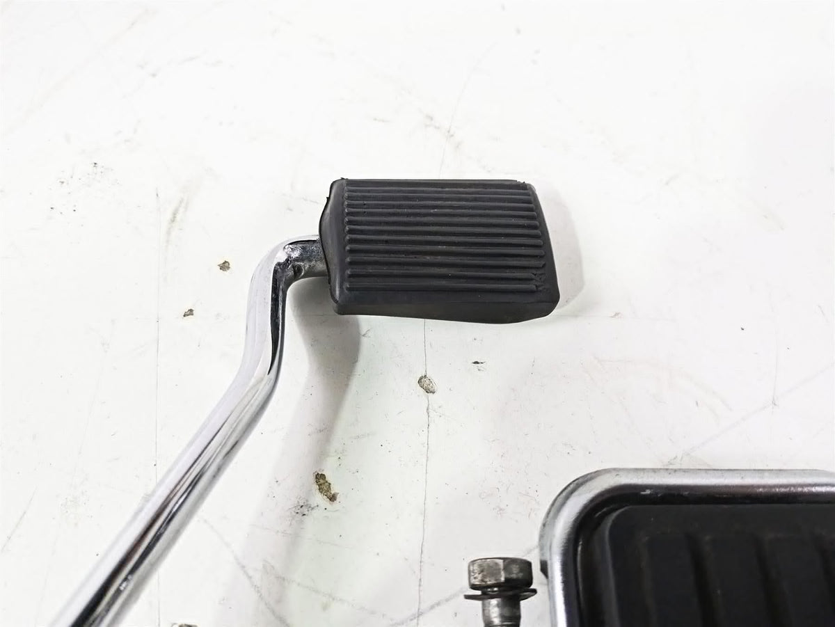 1998 Moto Guzzi California 1100 EV Right Floor Board & Brake Pedal GU03420330 {{ shop.shopifyCountryName }} - Mototech271