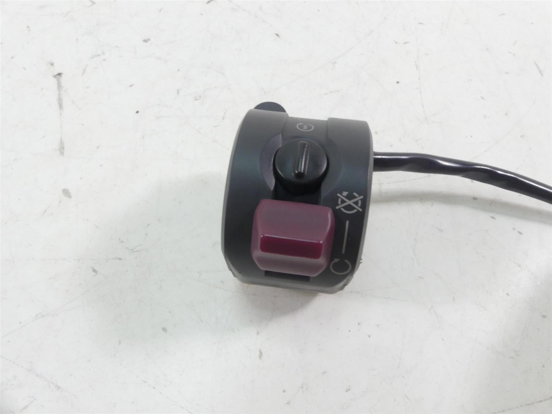 2015 Ducati Monster 1200 S Right Hand Start Stop Kill Control Switch 65010121E {{ shop.shopifyCountryName }} - Mototech271