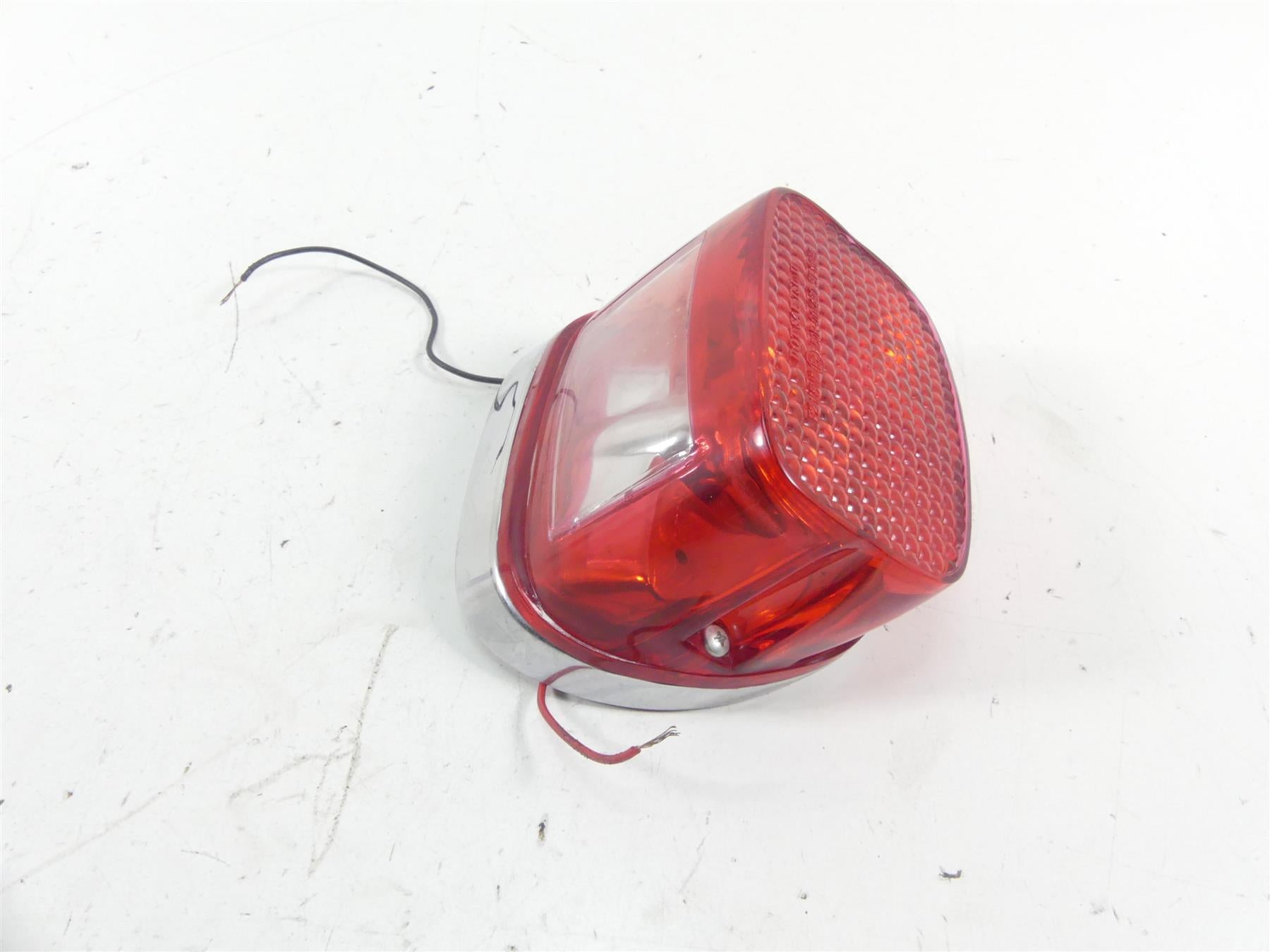 1998 Harley Dyna FXDL Low Rider Taillight Tail Light Rear Lamp - Read 68033-90 {{ shop.shopifyCountryName }} - Mototech271