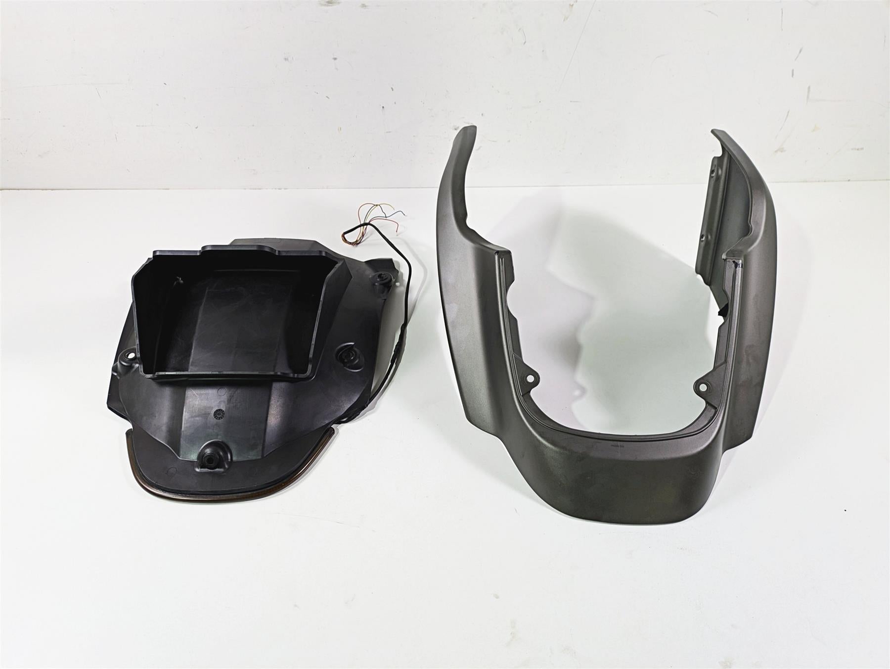 2019 Harley Softail FXDR 114 Rear Subframe Cover Fender Taillight Set 59500730 {{ shop.shopifyCountryName }} - Mototech271