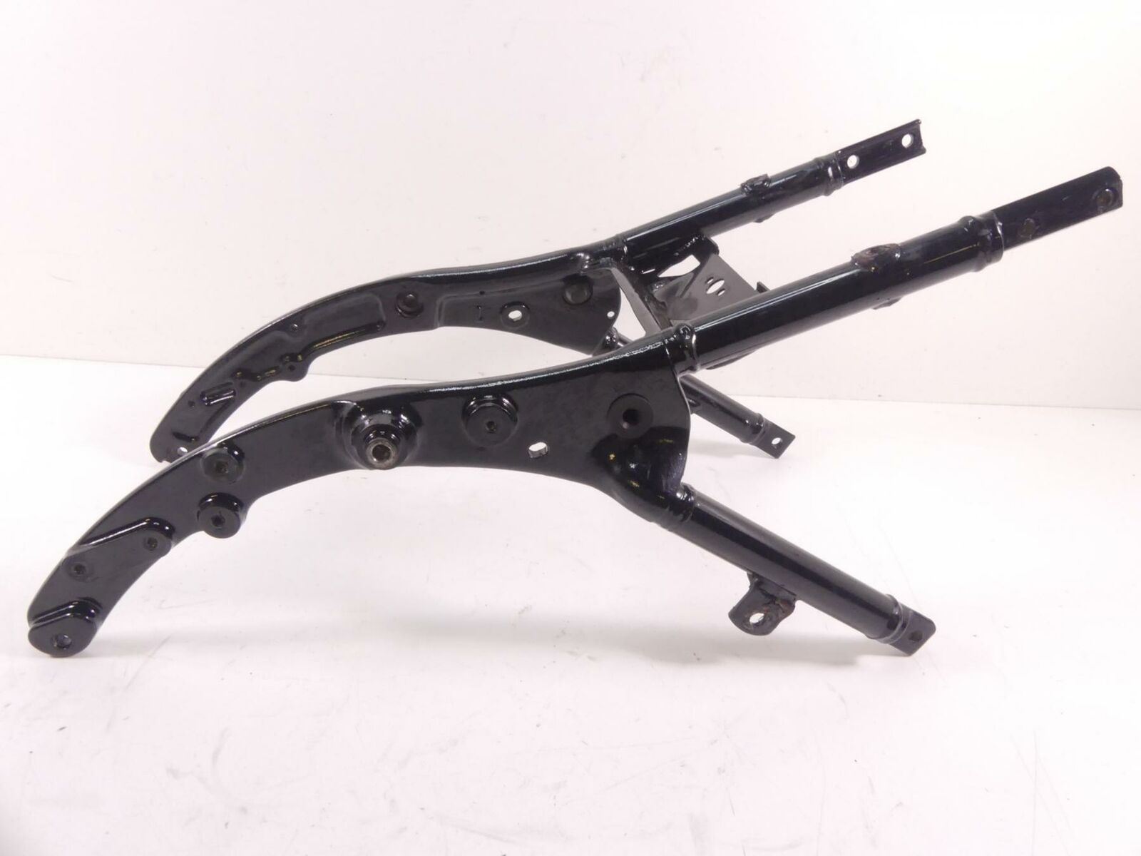 2014 Harley Touring FLHTCU Electra Glide Rear Subframe Sub Frame 48079-09BHP {{ shop.shopifyCountryName }} - Mototech271