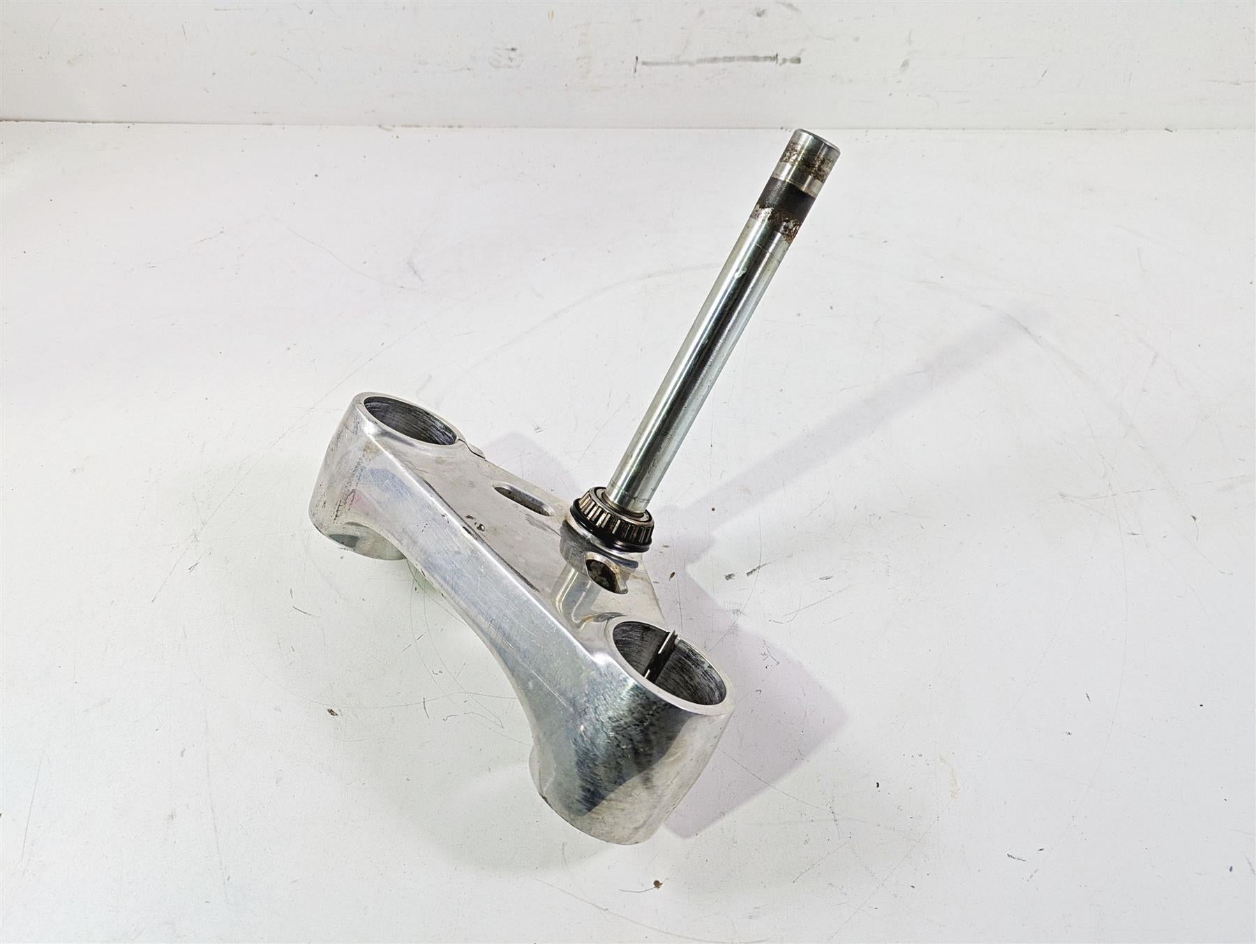 2013 Harley VRSCF Muscle Rod Lower Triple Tree Steering Clamp 46892-09B {{ shop.shopifyCountryName }} - Mototech271