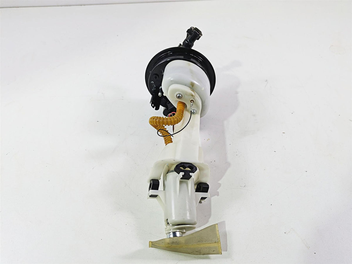 2010 BMW R1200RT K26 Fuel Gas Petrol Pump 16147724843 {{ shop.shopifyCountryName }} - Mototech271
