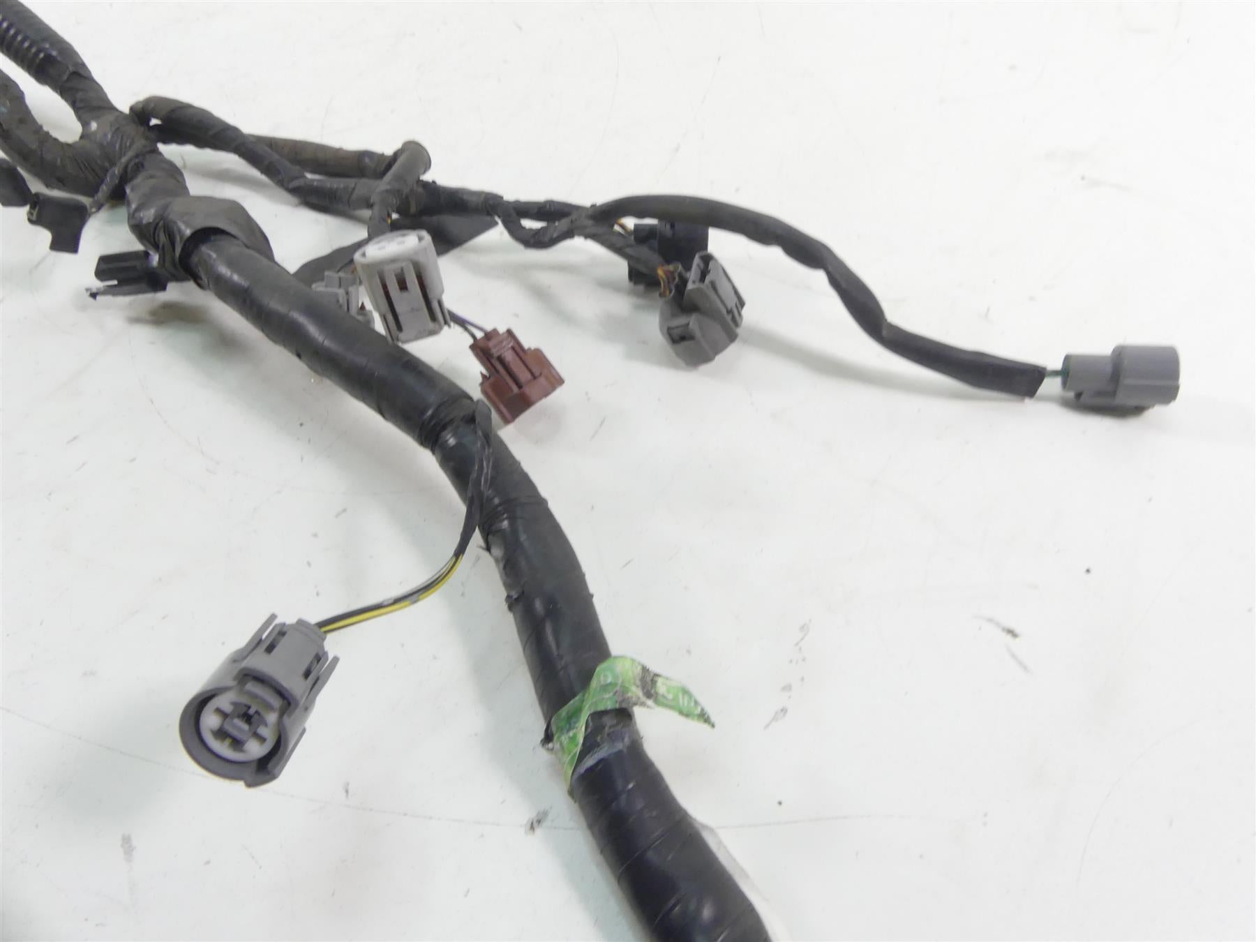 2005 Honda V-Twin VTX1800 S3 Wiring Harness Loom - No Cuts 32100-MCV-S113 {{ shop.shopifyCountryName }} - Mototech271