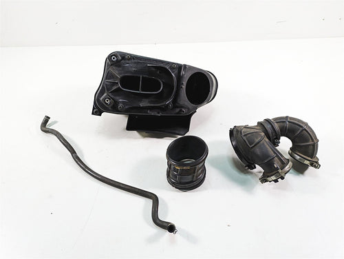 2006 Honda VT1100 C2 Shadow Air Box Cleaner Breather & Tubes 17210-MM8-020 | Mototech271