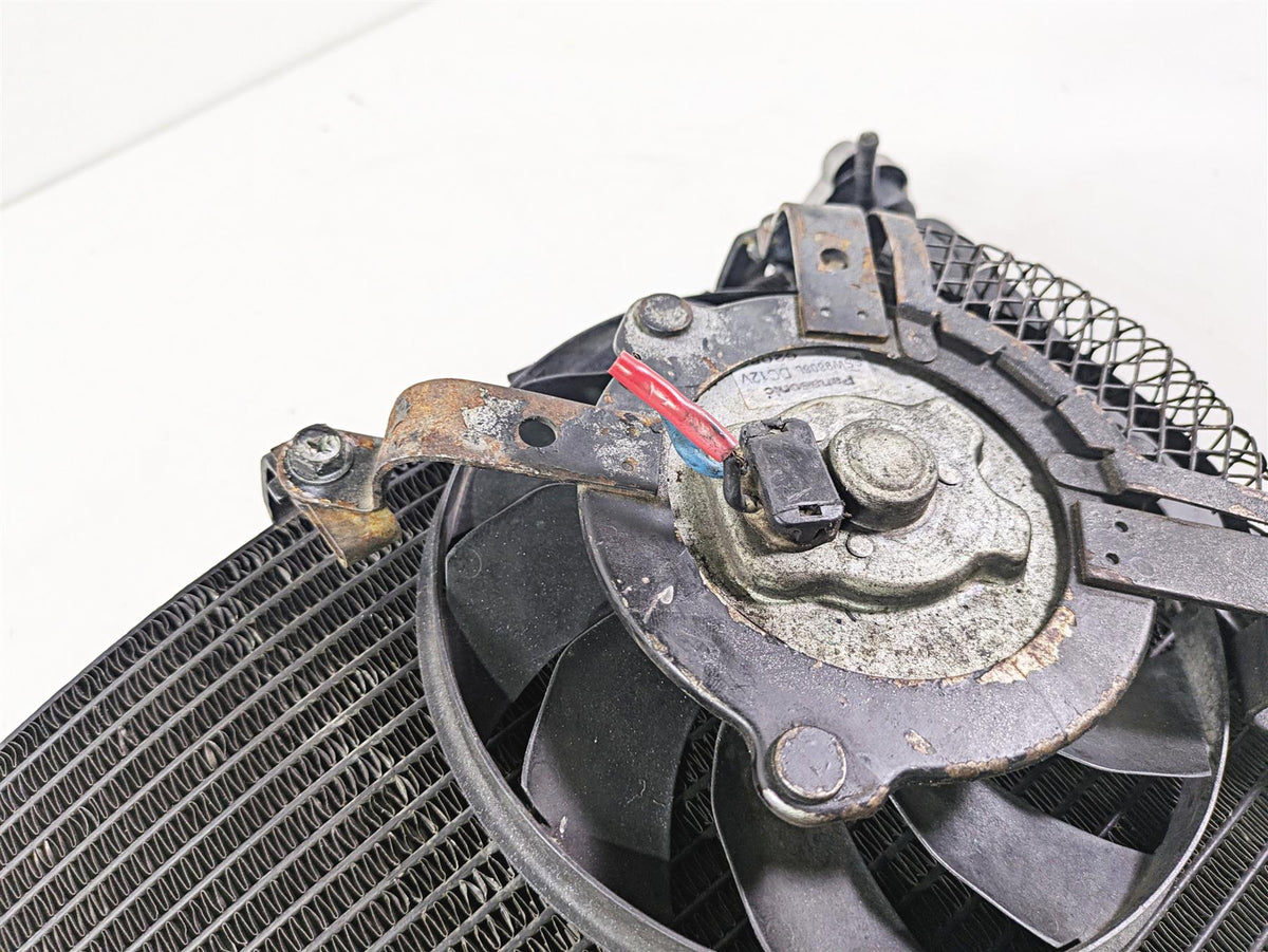 2007 Suzuki GSXR600 Coolant Radiator - No Leaks & Straight 17710-01H00 {{ shop.shopifyCountryName }} - Mototech271
