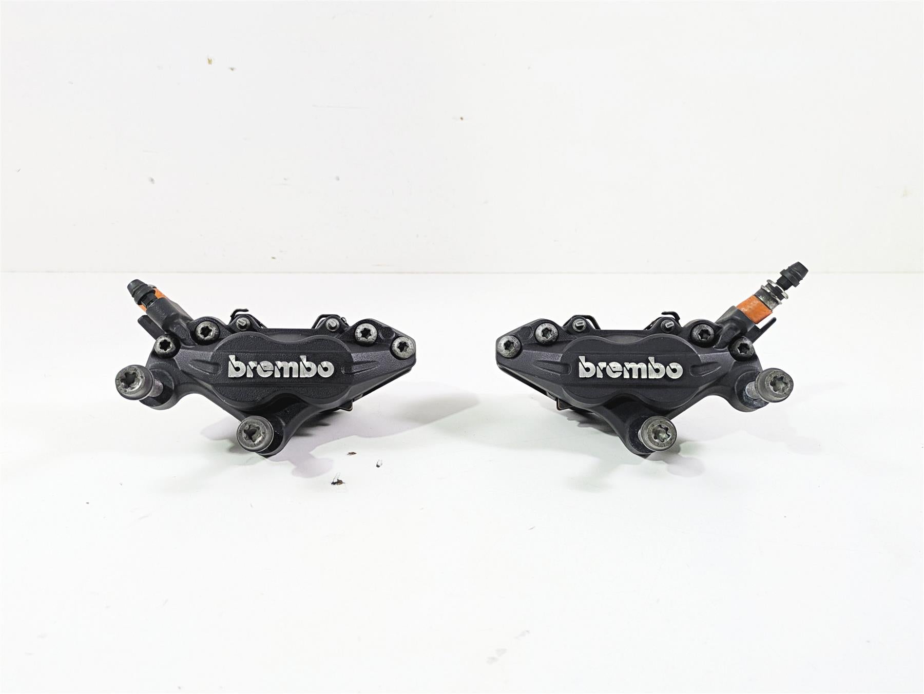 2018 BMW R nineT Urban GS K33 Front Brembo Brake Caliper Set 34117716717 {{ shop.shopifyCountryName }} - Mototech271