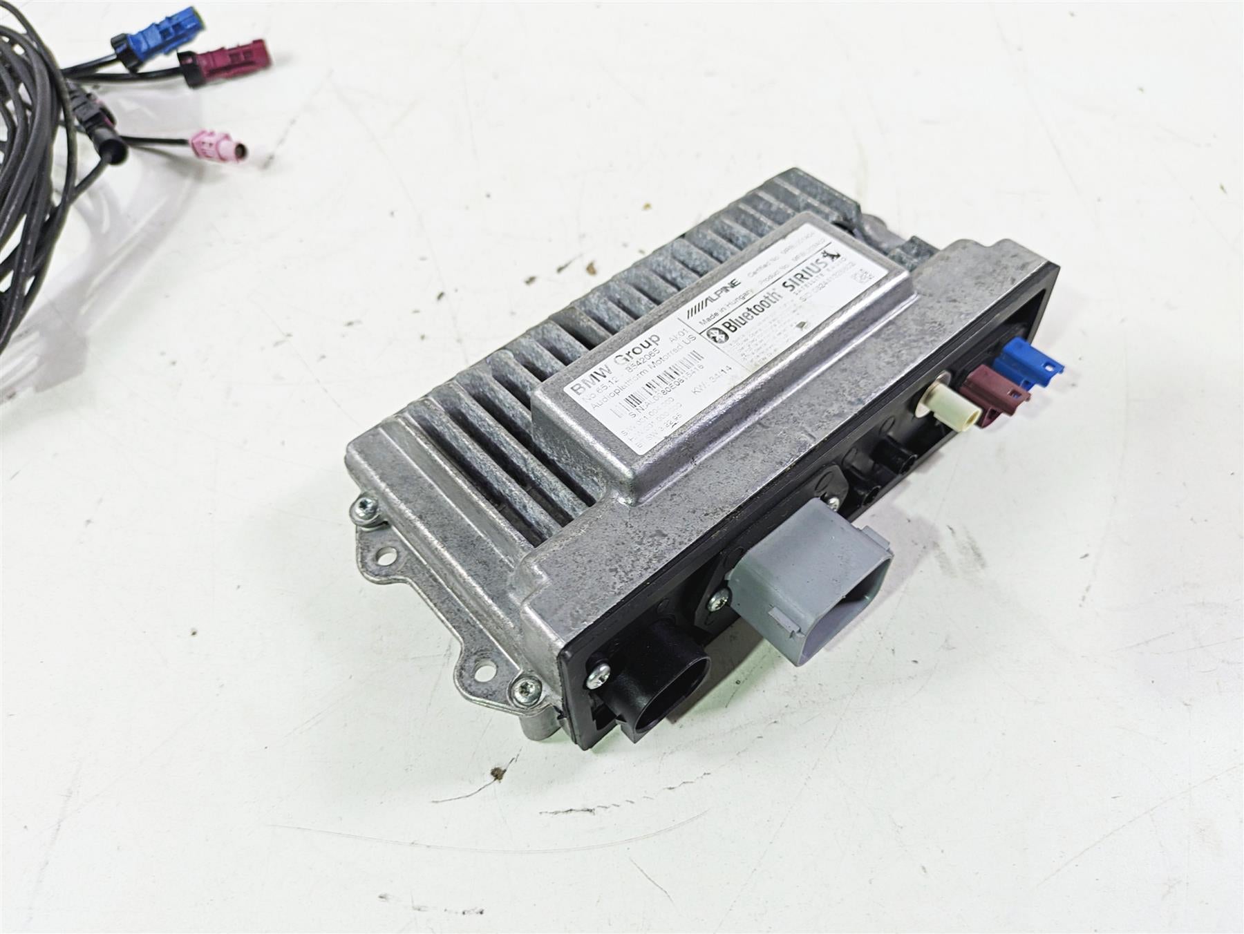 2015 BMW K1600 GT K48 Audio Amp & Wiring & Antenna Set 65128542065 65128542064 {{ shop.shopifyCountryName }} - Mototech271