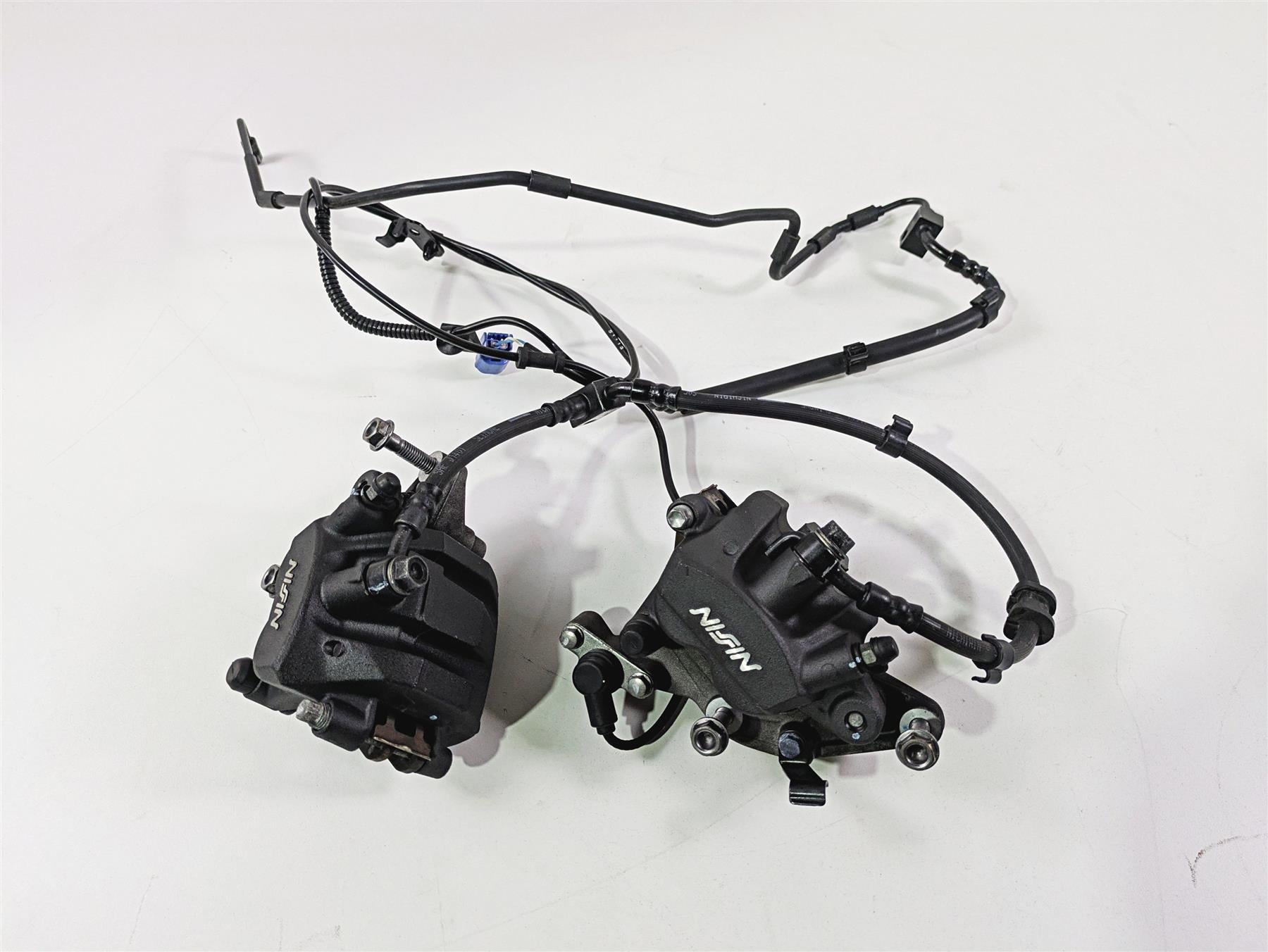 2016 Honda CBR650 F Front Brake Caliper Set - Nissin 45250-MJE-D11 45150-MJE-D01