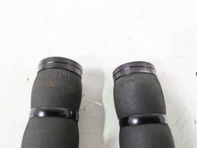 Load image into Gallery viewer, 2016 Suzuki GSXR1000 Avon Air Cushion Anodized Grip Set AIR-90 | Mototech271
