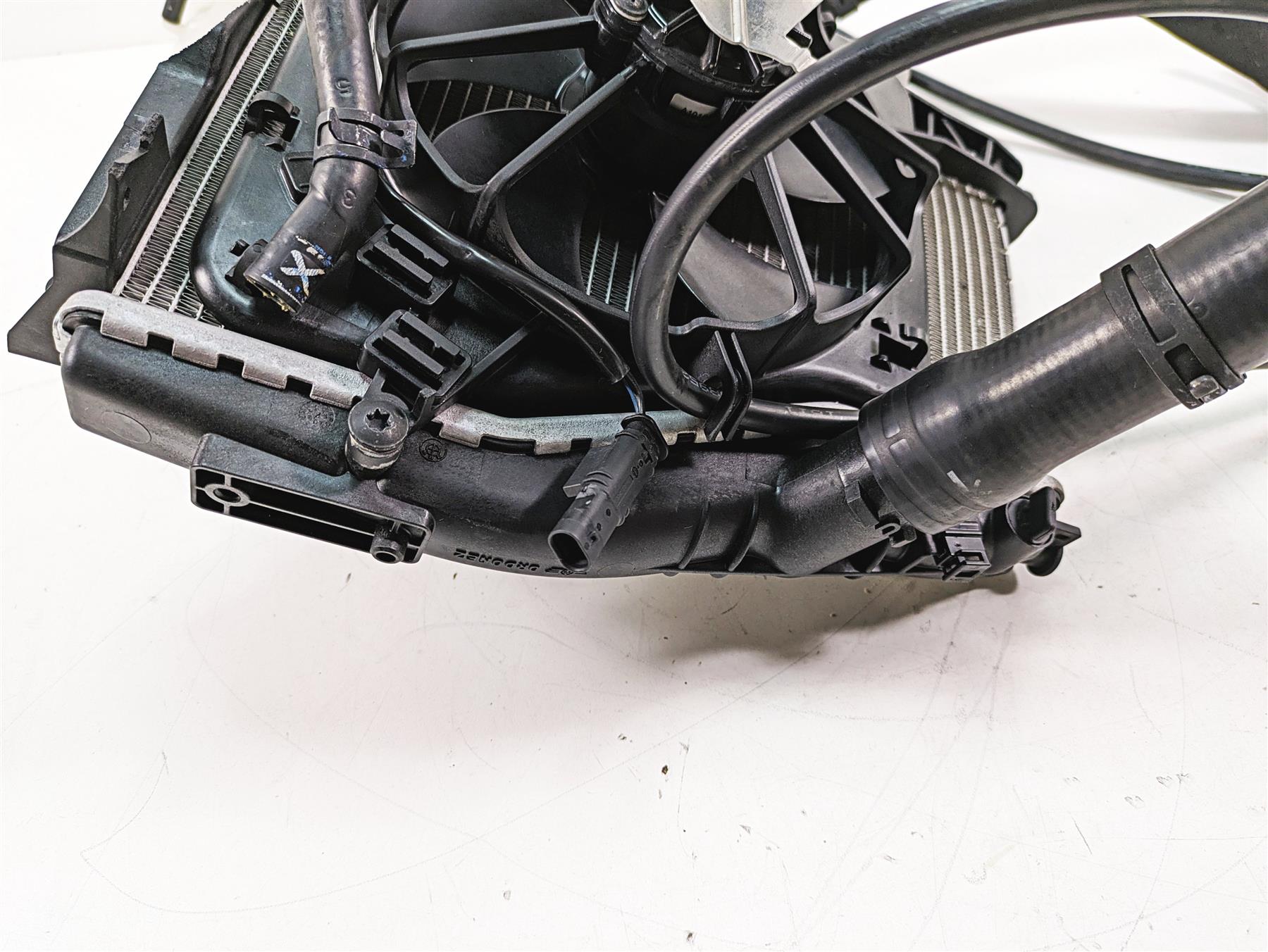 2015 BMW S1000RR K46 Radiator Fans Reservoir Hoses Set - Read 17118546822 {{ shop.shopifyCountryName }} - Mototech271