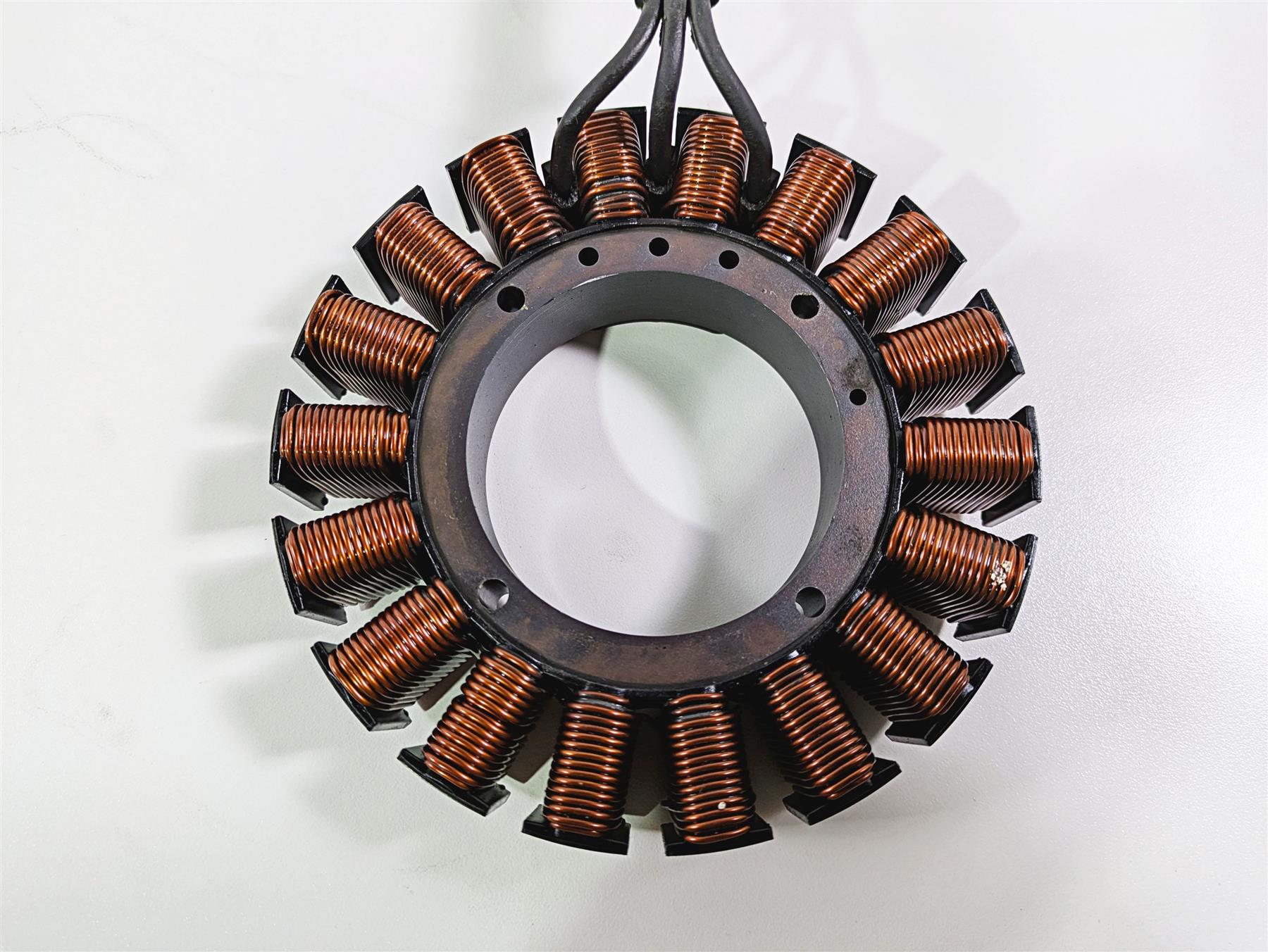 2010 Harley Touring FLHTK Electra Glide Stator Alternator 3P 50A -Read 29987-06D {{ shop.shopifyCountryName }} - Mototech271