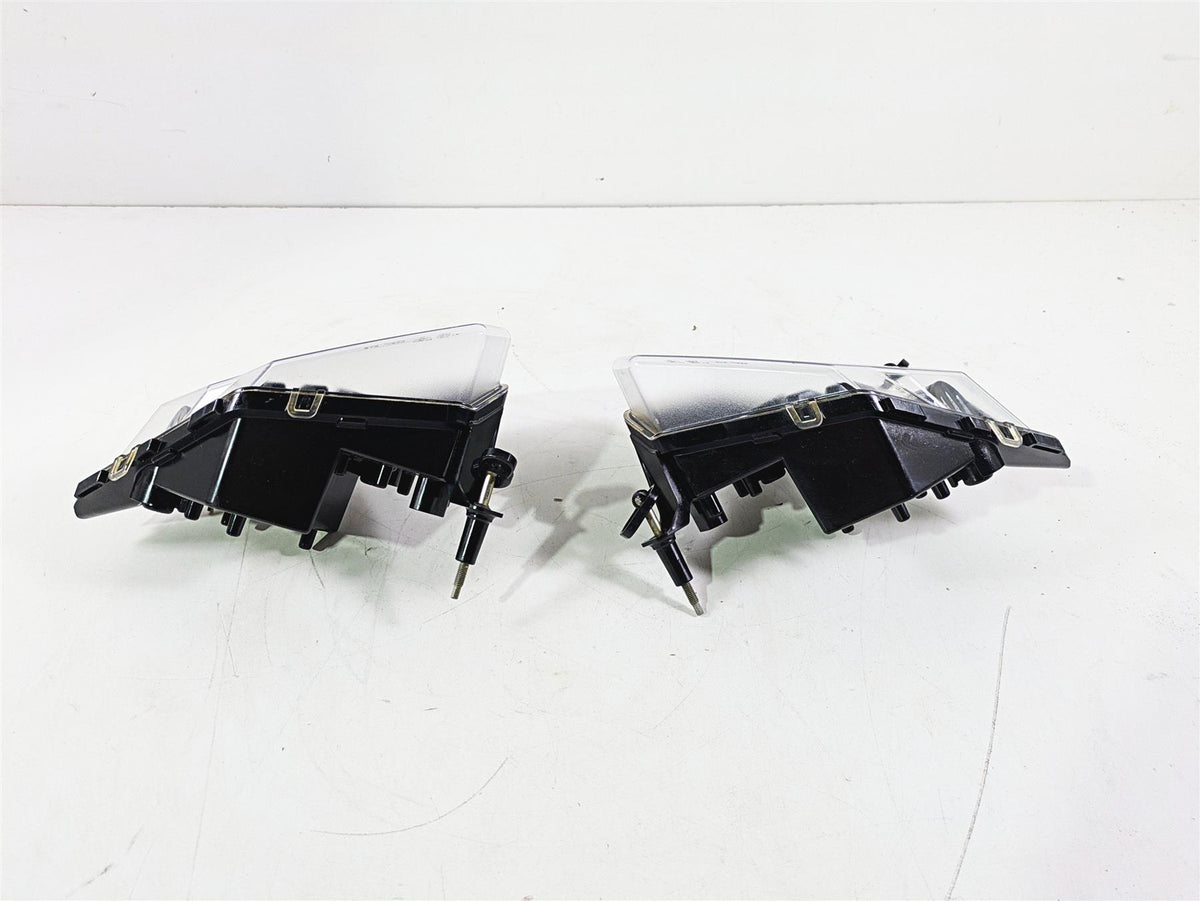 2018 Can Am Maverick X3 XRC Turbo R Headlight Head Light Lamp Set 710004658 {{ shop.shopifyCountryName }} - Mototech271