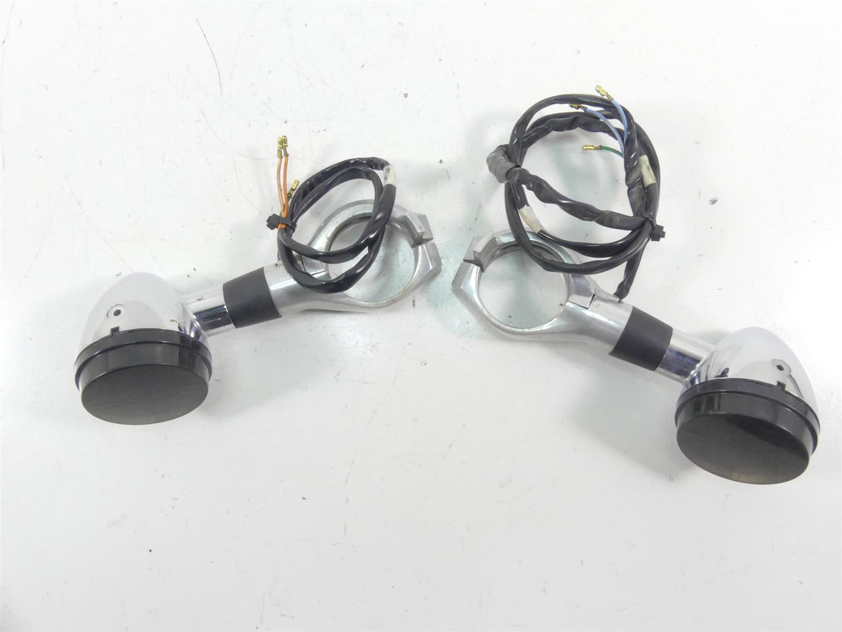 2003 Honda VTX1800 C Smoked Front Blinker & Clamp Set 33400-MBH-672 {{ shop.shopifyCountryName }} - Mototech271