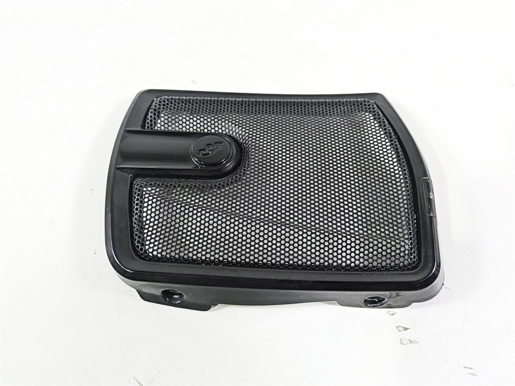 2018 Indian Chieftain Dark Horse Front Left Speaker Cover Fairing 5453353 {{ shop.shopifyCountryName }} - Mototech271