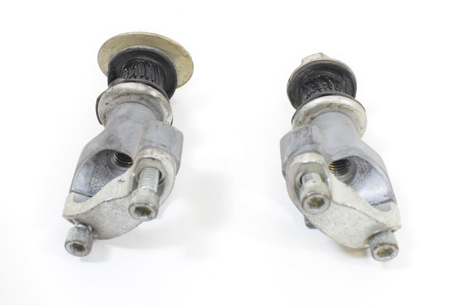 2000 Harley Touring FLHTCUI Electra Glide Handlebar Riser Holder Set 56149-88B {{ shop.shopifyCountryName }} - Mototech271