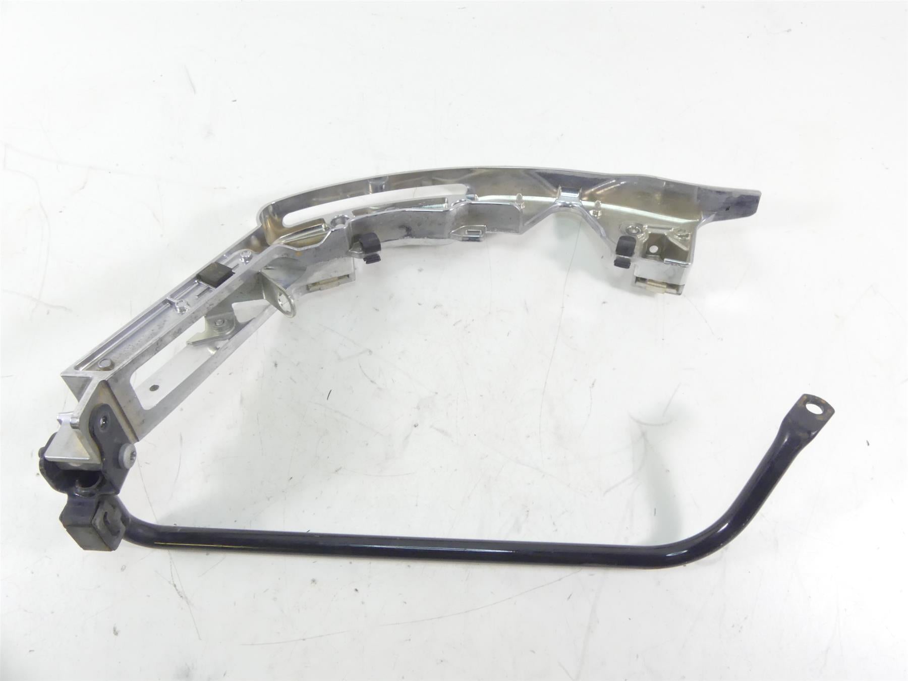 2014 Harley Touring FLHX Street Glide Left Rear Saddlebag Support Stay 90200503 {{ shop.shopifyCountryName }} - Mototech271