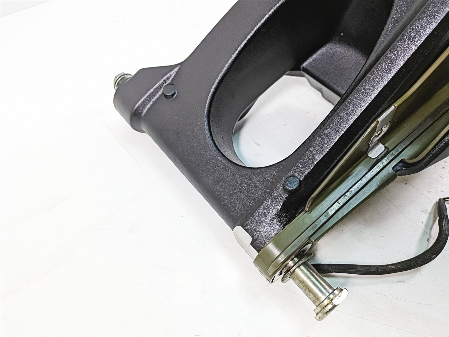 2013 MV Agusta F3 675 ERA Rear Swingarm Swing Arm & Axle 8B00B5783 {{ shop.shopifyCountryName }} - Mototech271