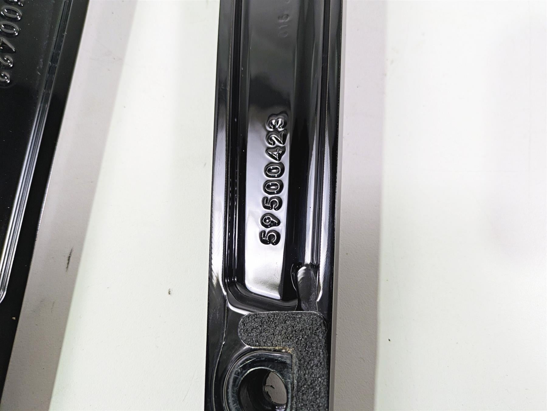2020 Harley Softail FXST Standard Rear Fender Braces Struts 59500422 59500423 {{ shop.shopifyCountryName }} - Mototech271