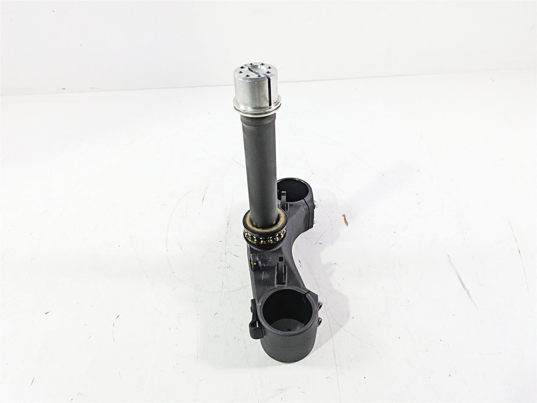 2009 Ducati Monster 1100 S Straight Lower Triple Tree Steering Clamp 34220541A {{ shop.shopifyCountryName }} - Mototech271