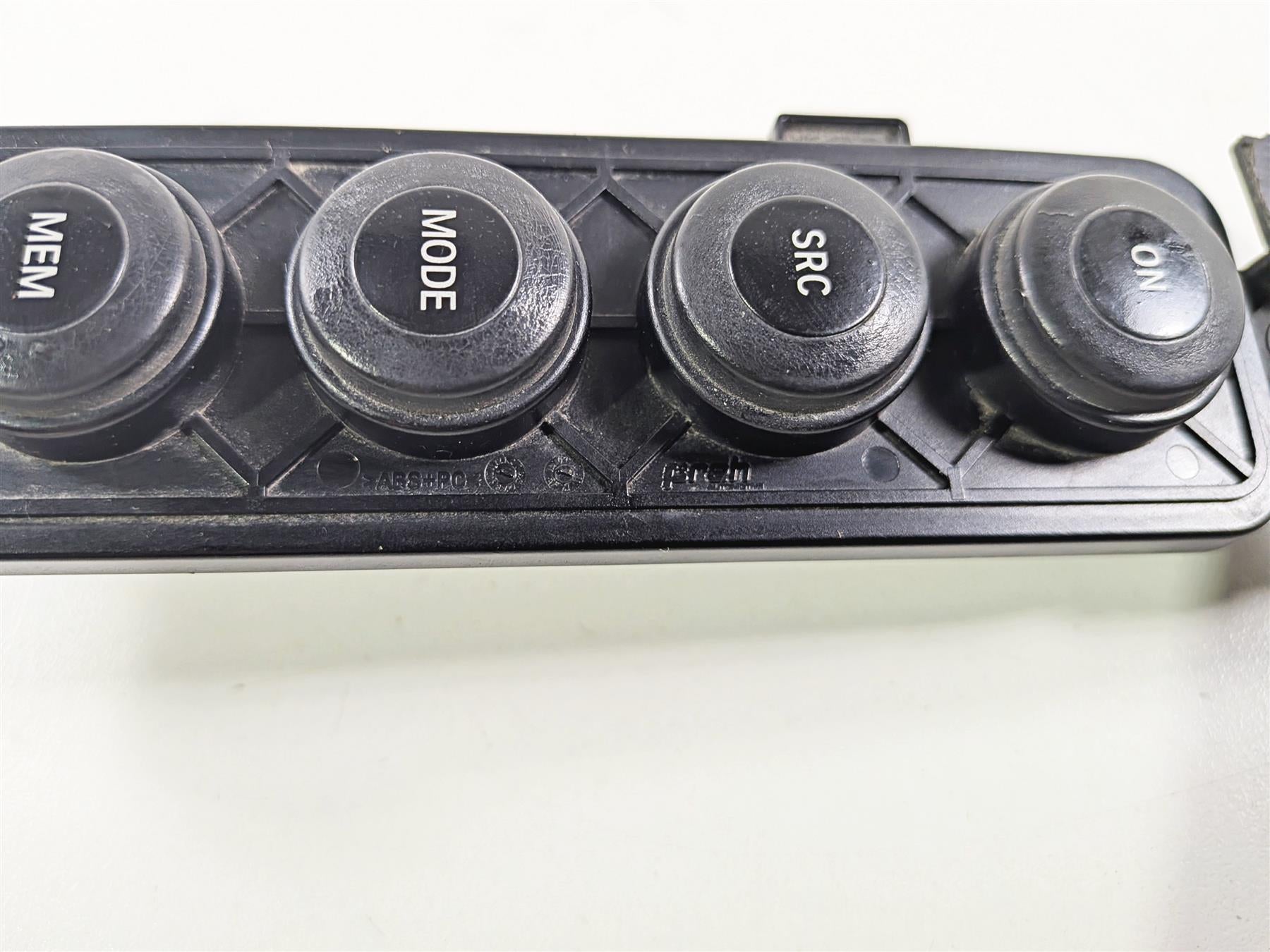 2016 BMW R1200RT RT RTW K52 Radio Audio Side Button Knob Set 65147727885 {{ shop.shopifyCountryName }} - Mototech271