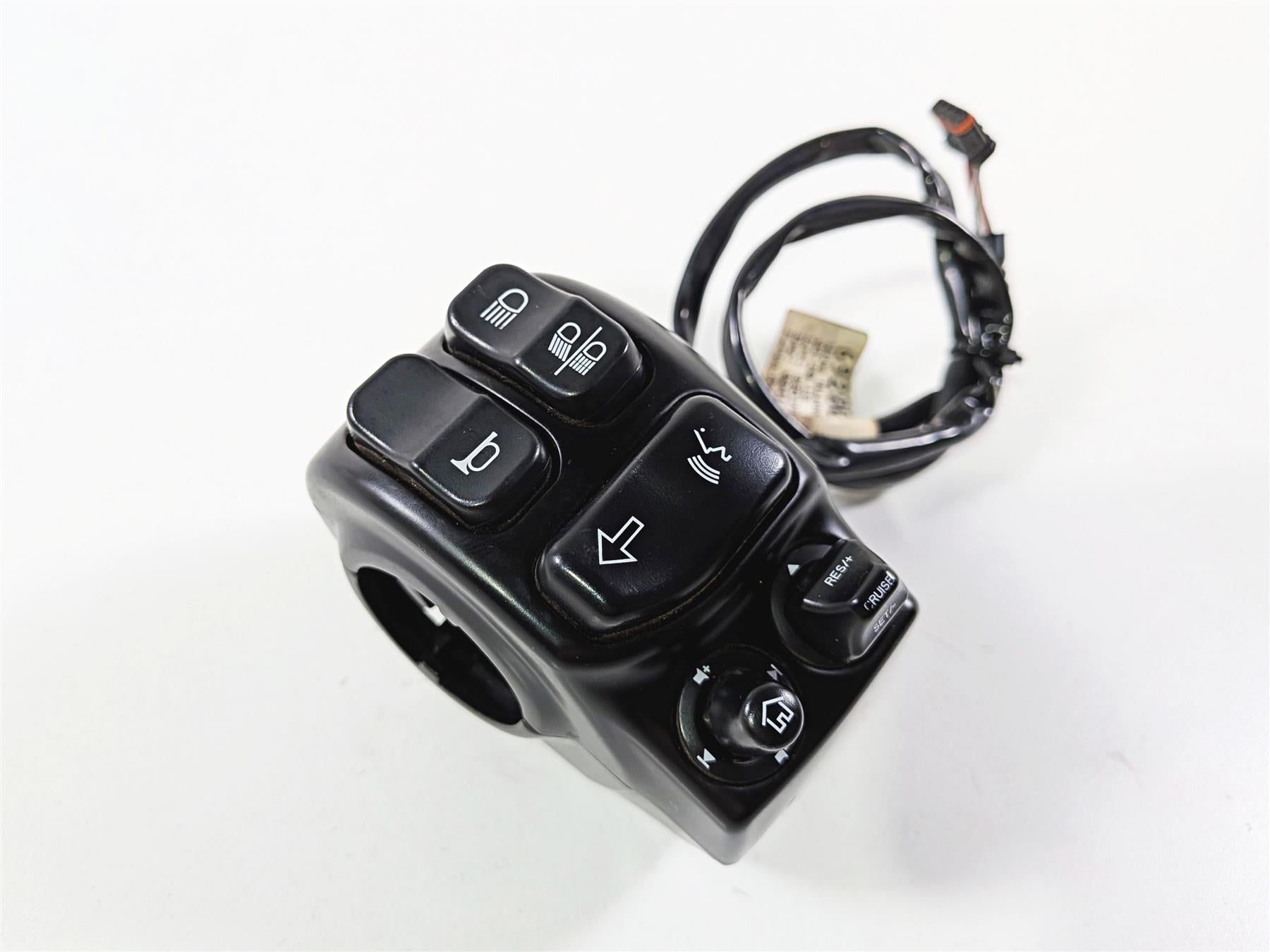 2018 Harley FLHTCU Touring Electra Glide Left Control Switch - Read 71500128-Mototech271