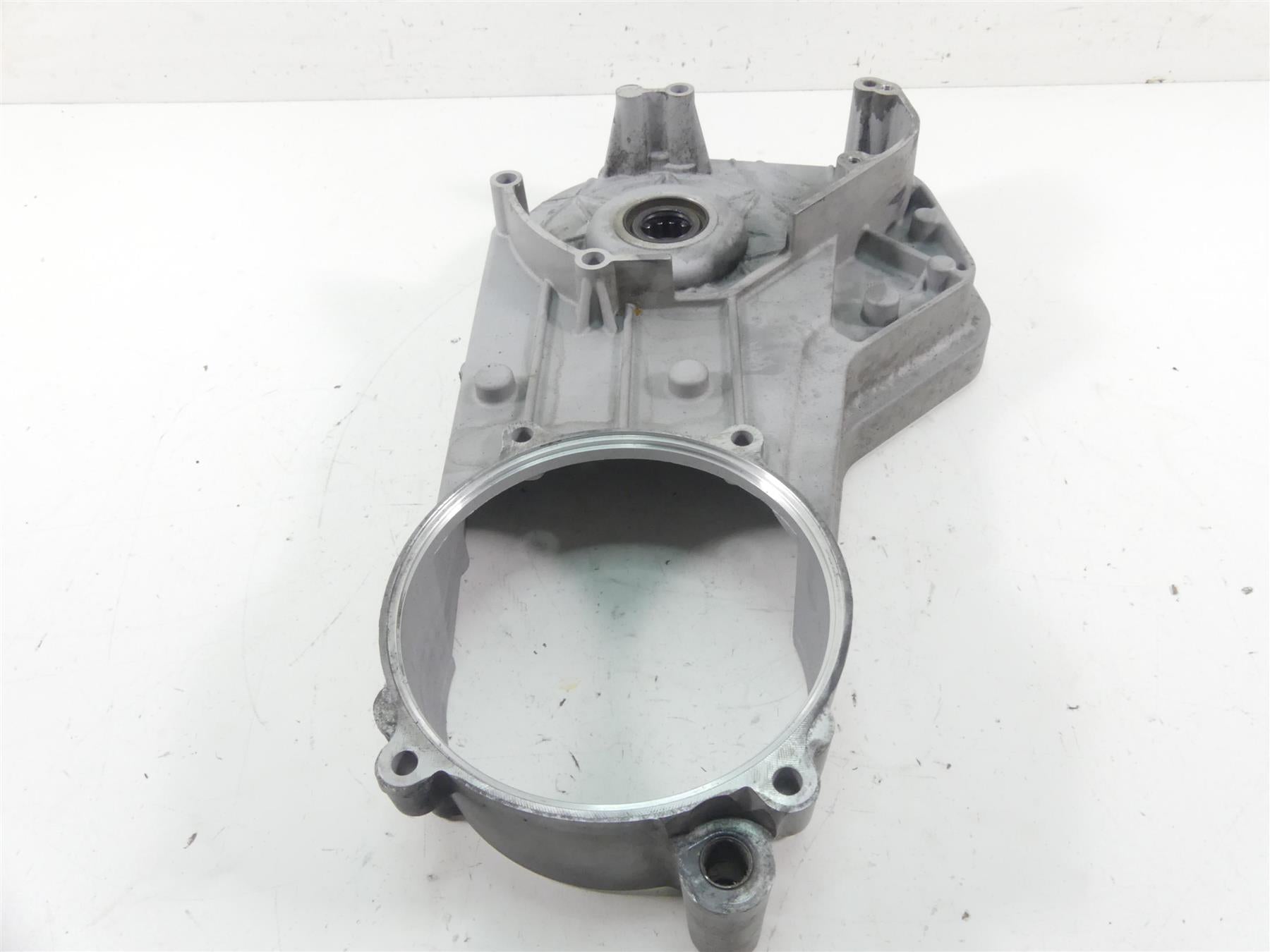 2005 Harley Touring CVO FLHTCSE Electra Glide Inner Primary Drive Cover 60677-01 {{ shop.shopifyCountryName }} - Mototech271