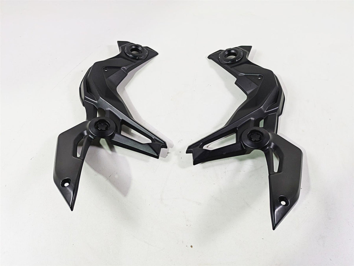 2021 Kawasaki Z900 ZR900 Left Right Pivot Cover Fairing Set -Read 14093-0926 {{ shop.shopifyCountryName }} - Mototech271