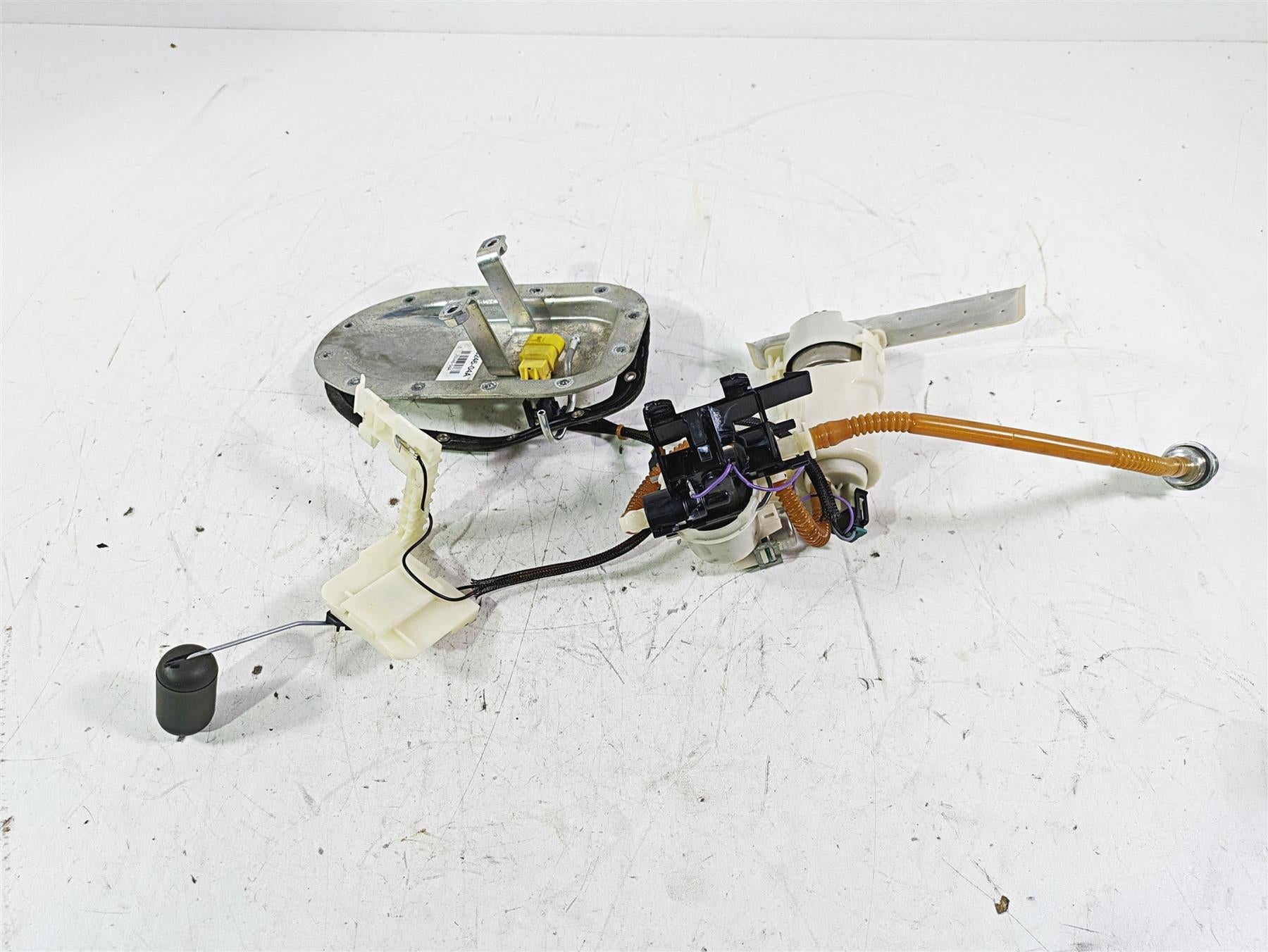 2013 Harley FXDWG Dyna Wide Glide Fuel Gas Petrol Pump - Tested 75246-04A {{ shop.shopifyCountryName }} - Mototech271