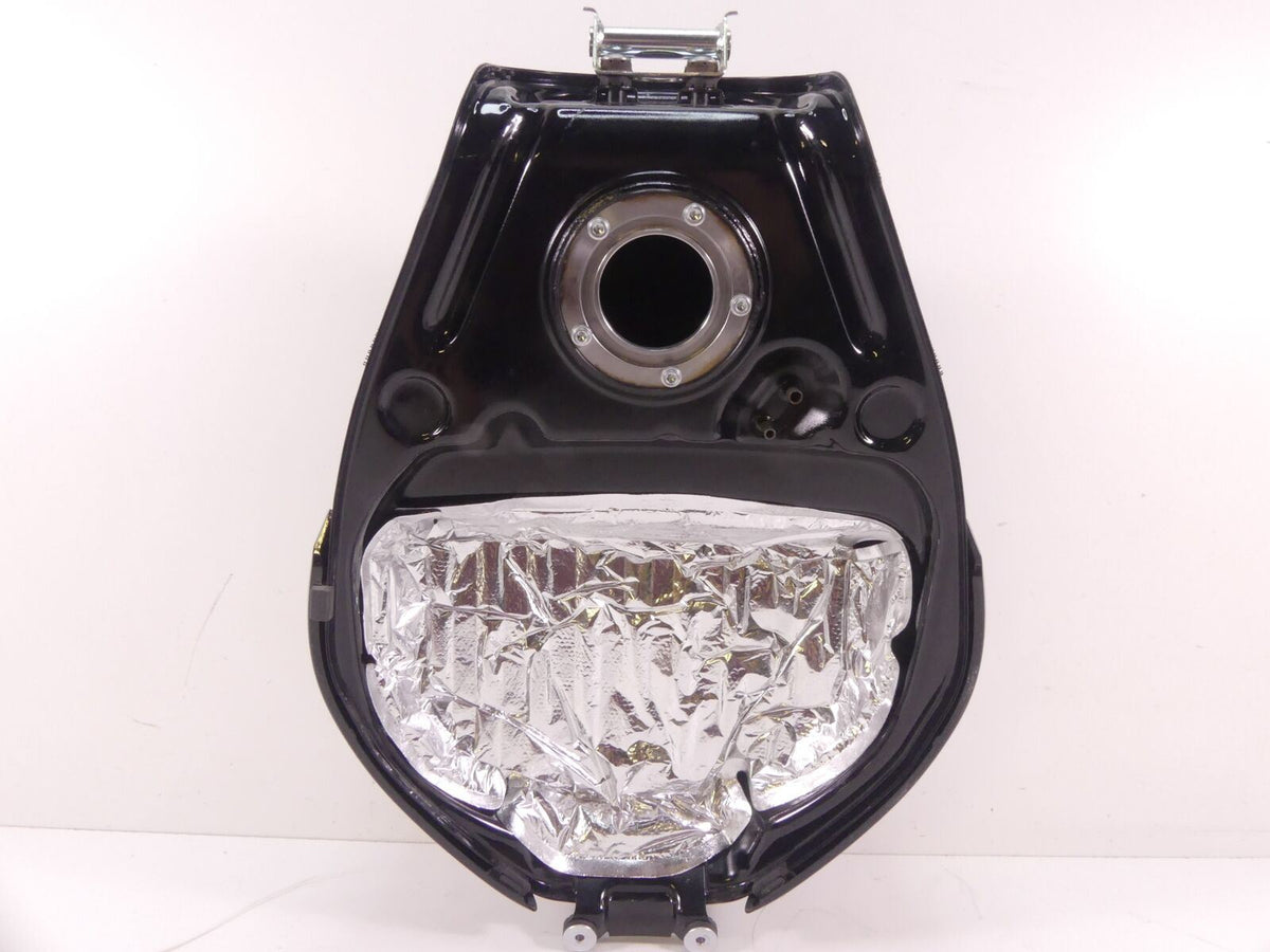 2018 Suzuki GSXR750 Fuel Gas Petrol Tank Reservoir & Covers 44100-14J32-YVB {{ shop.shopifyCountryName }} - Mototech271