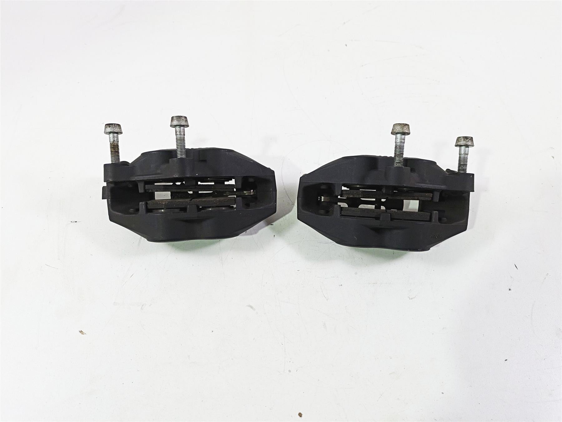 2009 BMW R1200RT K26 Brembo Front Brake Caliper Set 34117711438 34117711439 {{ shop.shopifyCountryName }} - Mototech271