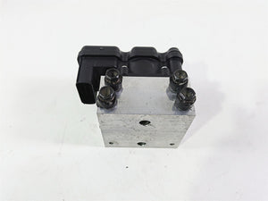 2011 Harley Touring FLHTCUSE CVO E-Glide Abs Brake Pump Module 40601-08A | Mototech271
