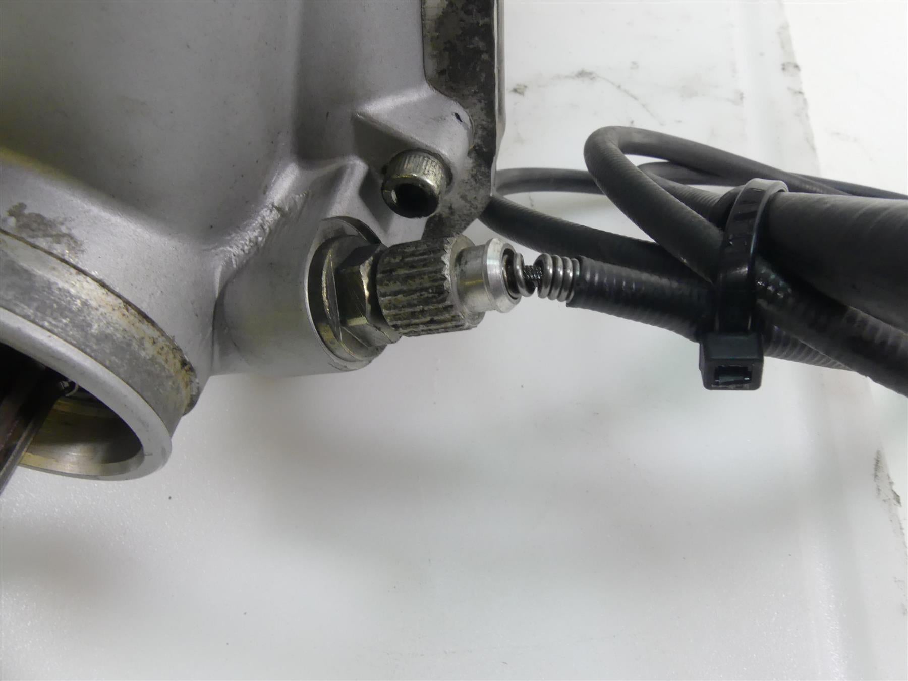 2001 Moto Guzzi California Sp 1100 5 Speed Transmission Gear Box 25K GU03991500 {{ shop.shopifyCountryName }} - Mototech271