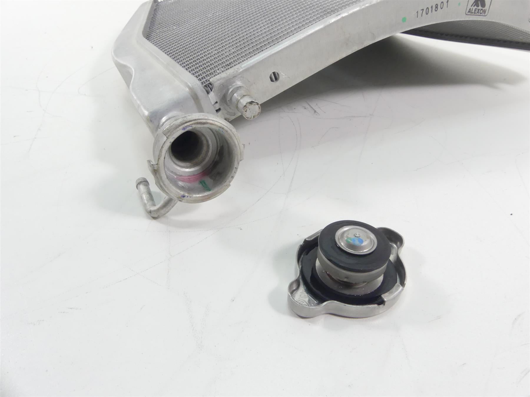 2018 Ducati Panigale 1100 V4 S Straight Coolant Radiator - No Leaks 54811355A {{ shop.shopifyCountryName }} - Mototech271