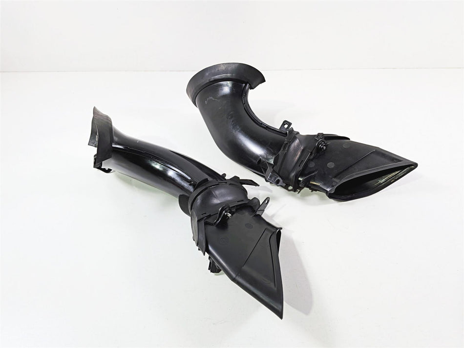 2008 Yamaha YZF R1 RN19 Air Intake Duct Set & Covers 4C8-2838R-00 4C8-2838N-00 {{ shop.shopifyCountryName }} - Mototech271
