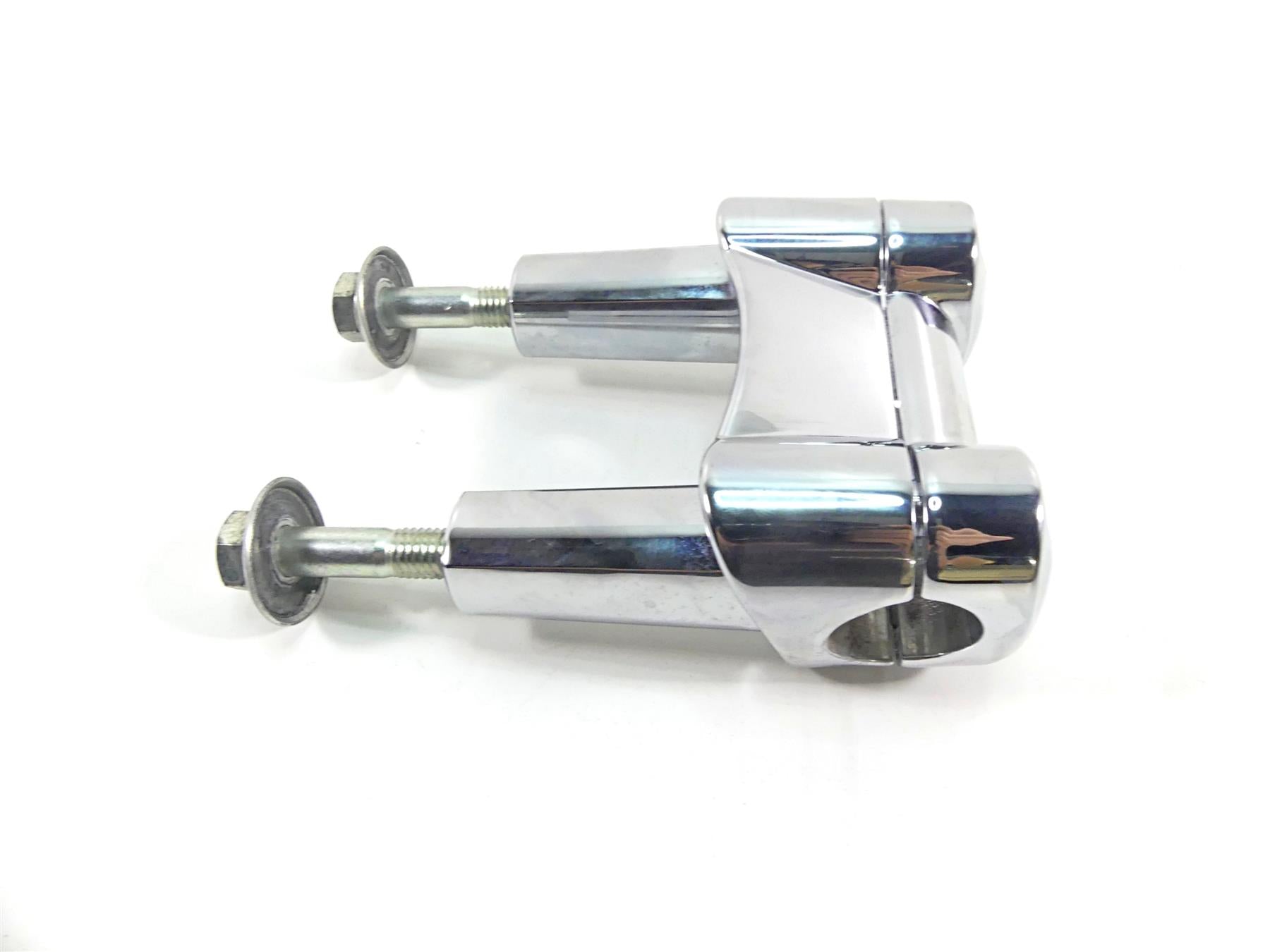 2010 Harley FXDF Dyna Fat Bob Chrome Handlebar Riser Holder Clamps 55858-08 {{ shop.shopifyCountryName }} - Mototech271