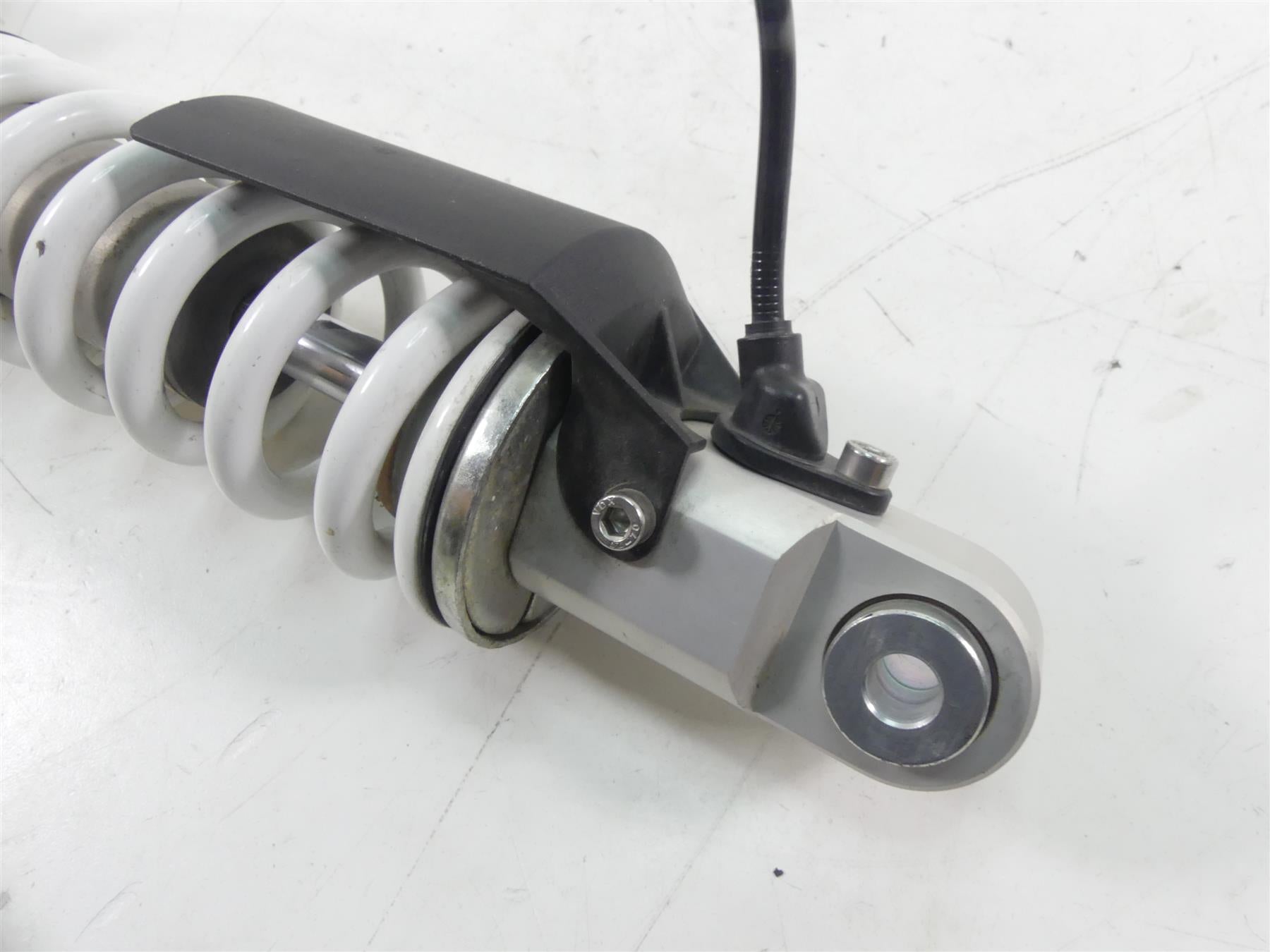 2017 BMW R1200RT K52 Front Esa Suspension Damper Shock 31488521246 {{ shop.shopifyCountryName }} - Mototech271