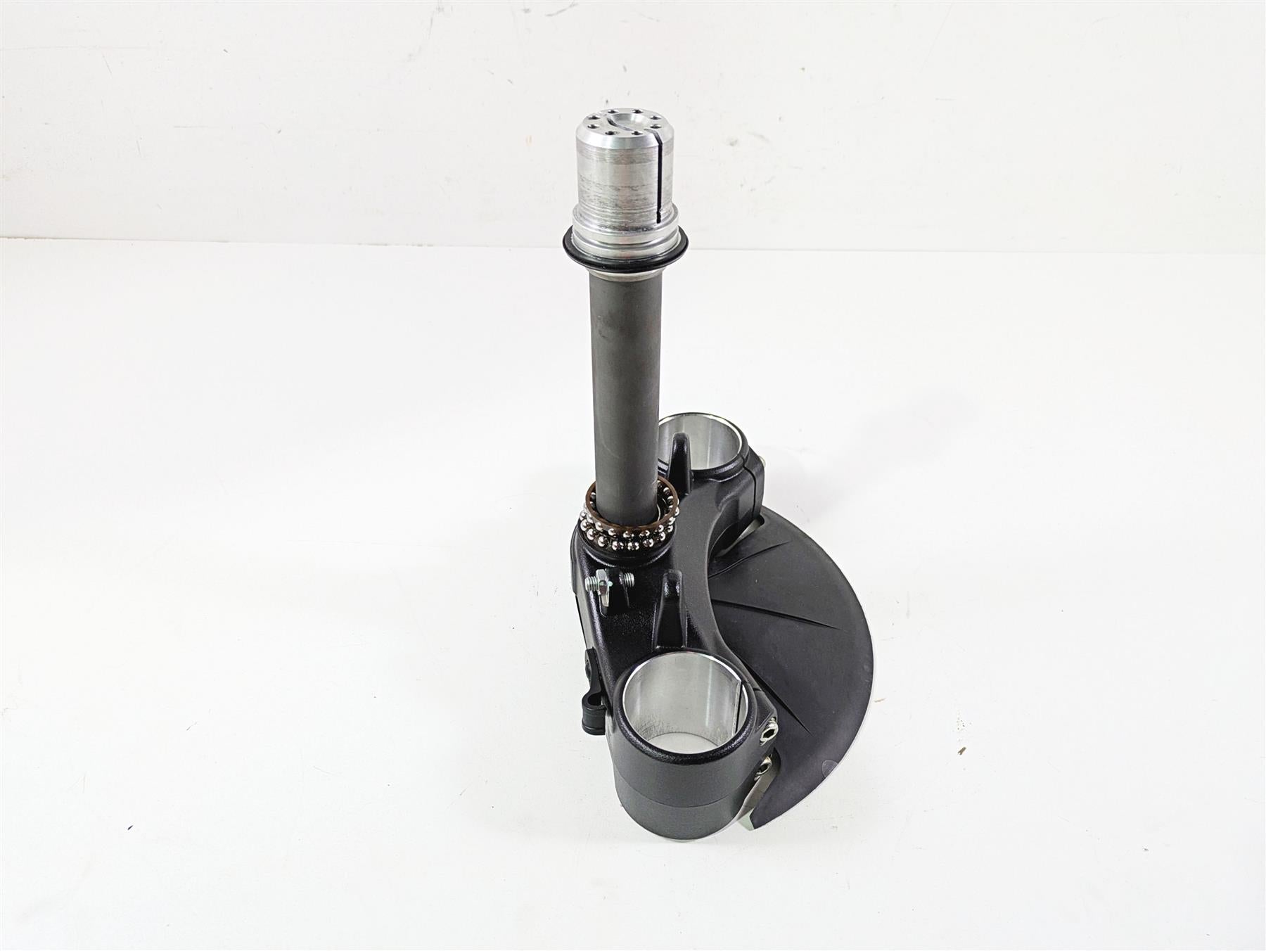 2019 Ducati Supersport 939 S Lower Triple Tree Steering Clamp 34220991AB {{ shop.shopifyCountryName }} - Mototech271